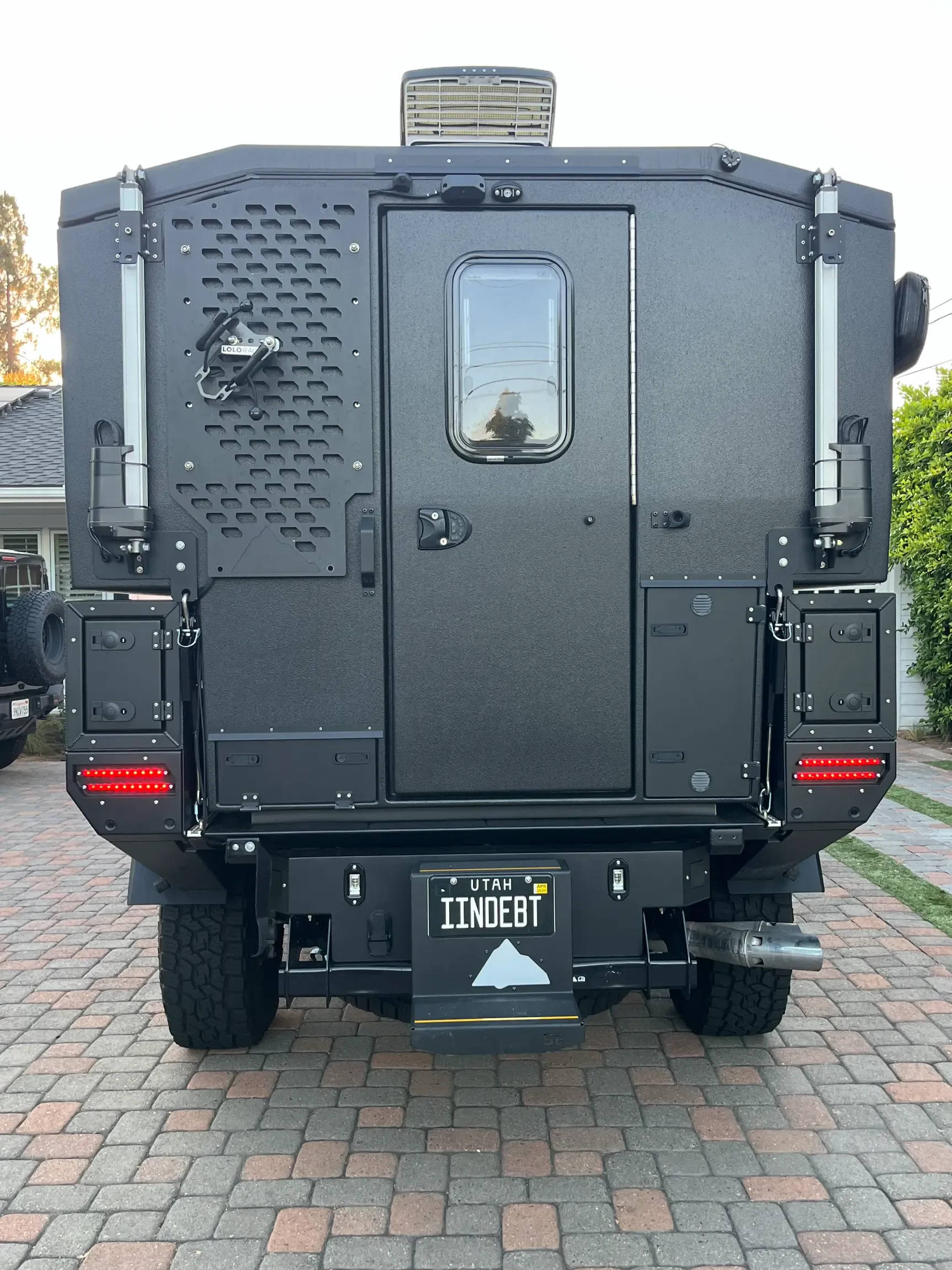 2024 Ford F-350 Super Duty Supertramp Flagship LT