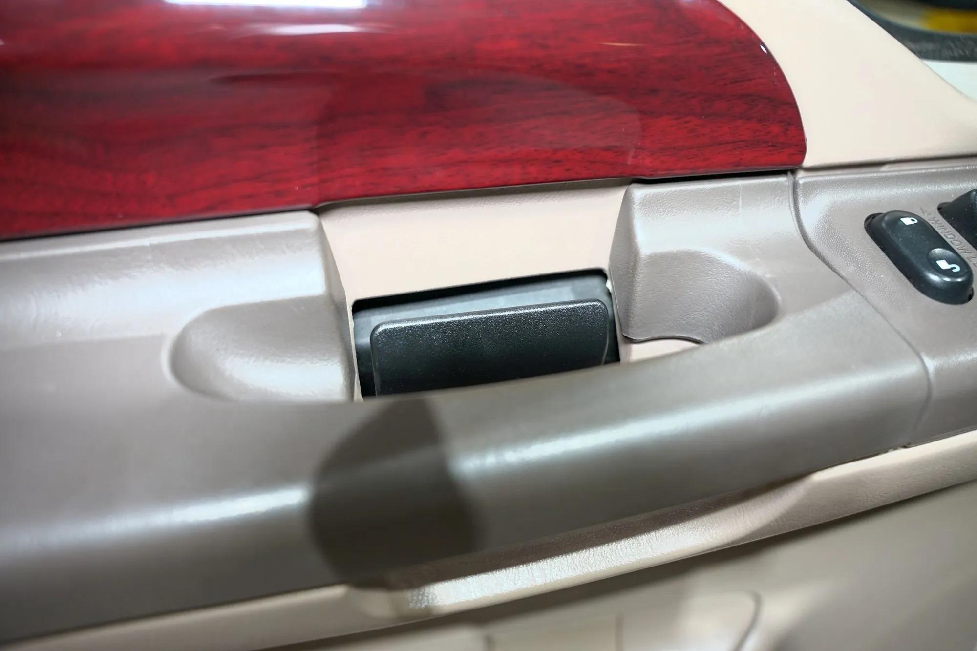 2004 Ford Excursion Eddie Bauer