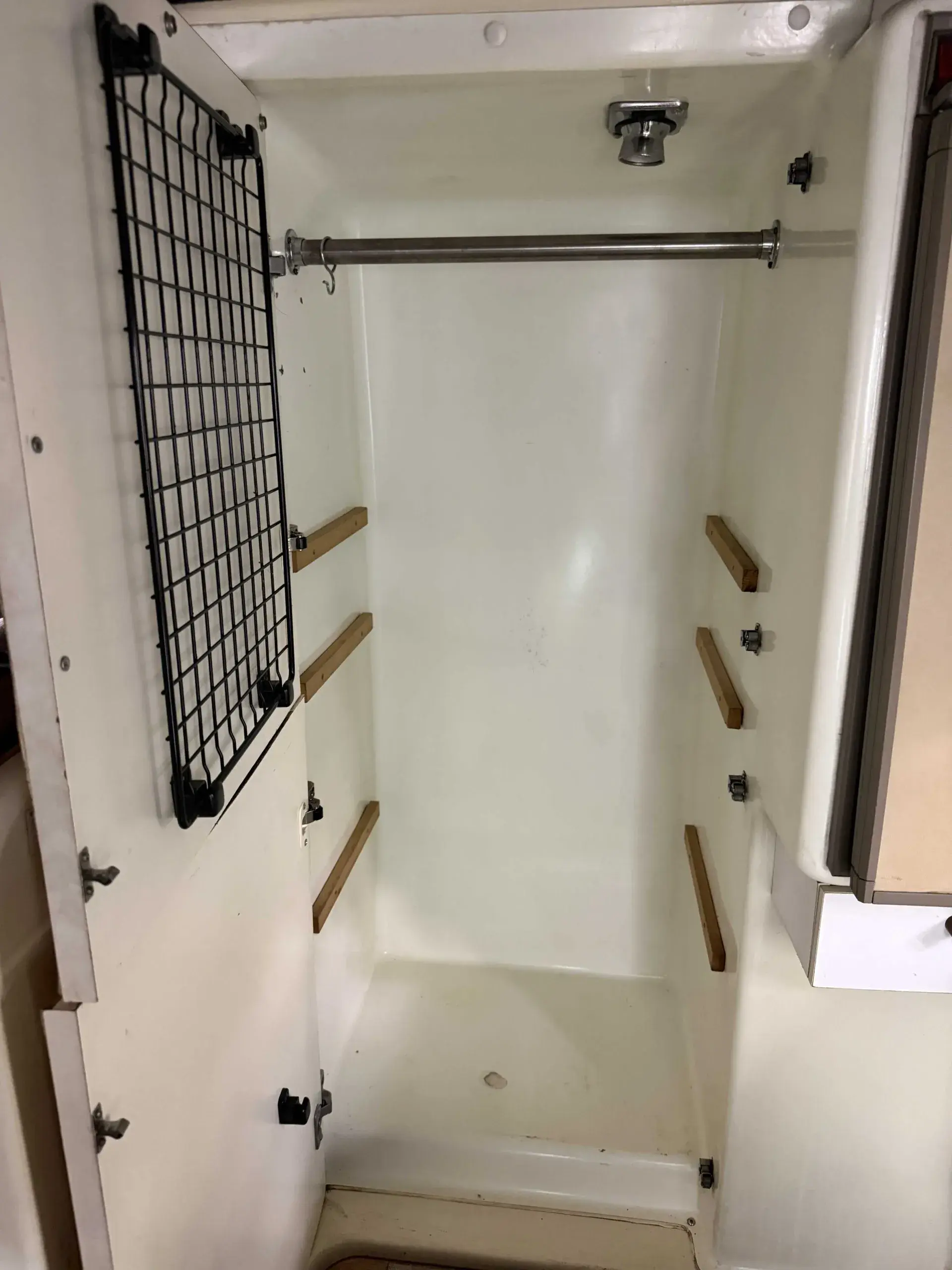 1992 Toyota TownAce Pop-Top Camper