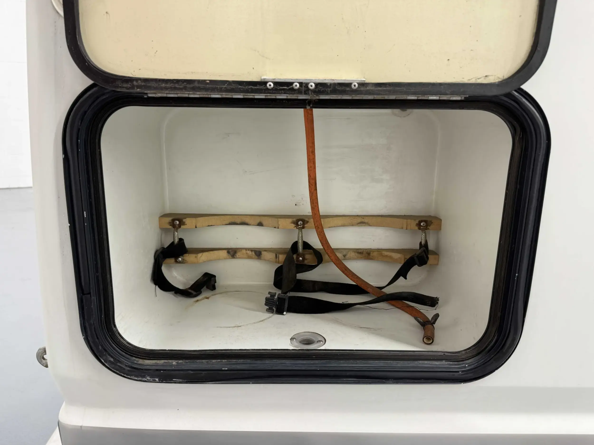 1992 Toyota TownAce Pop-Top Camper