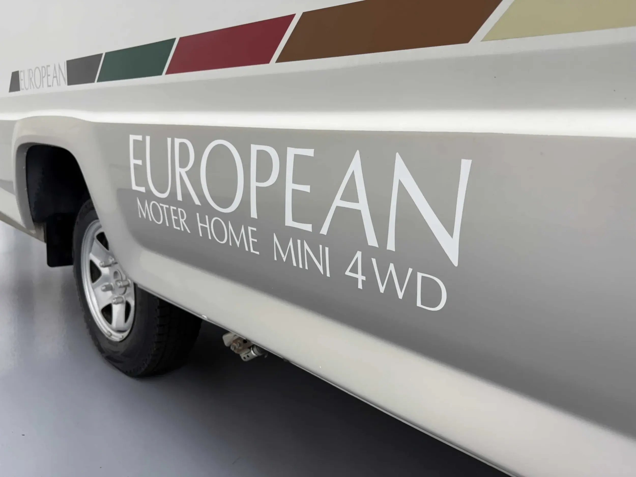 1992 Toyota TownAce Pop-Top Camper