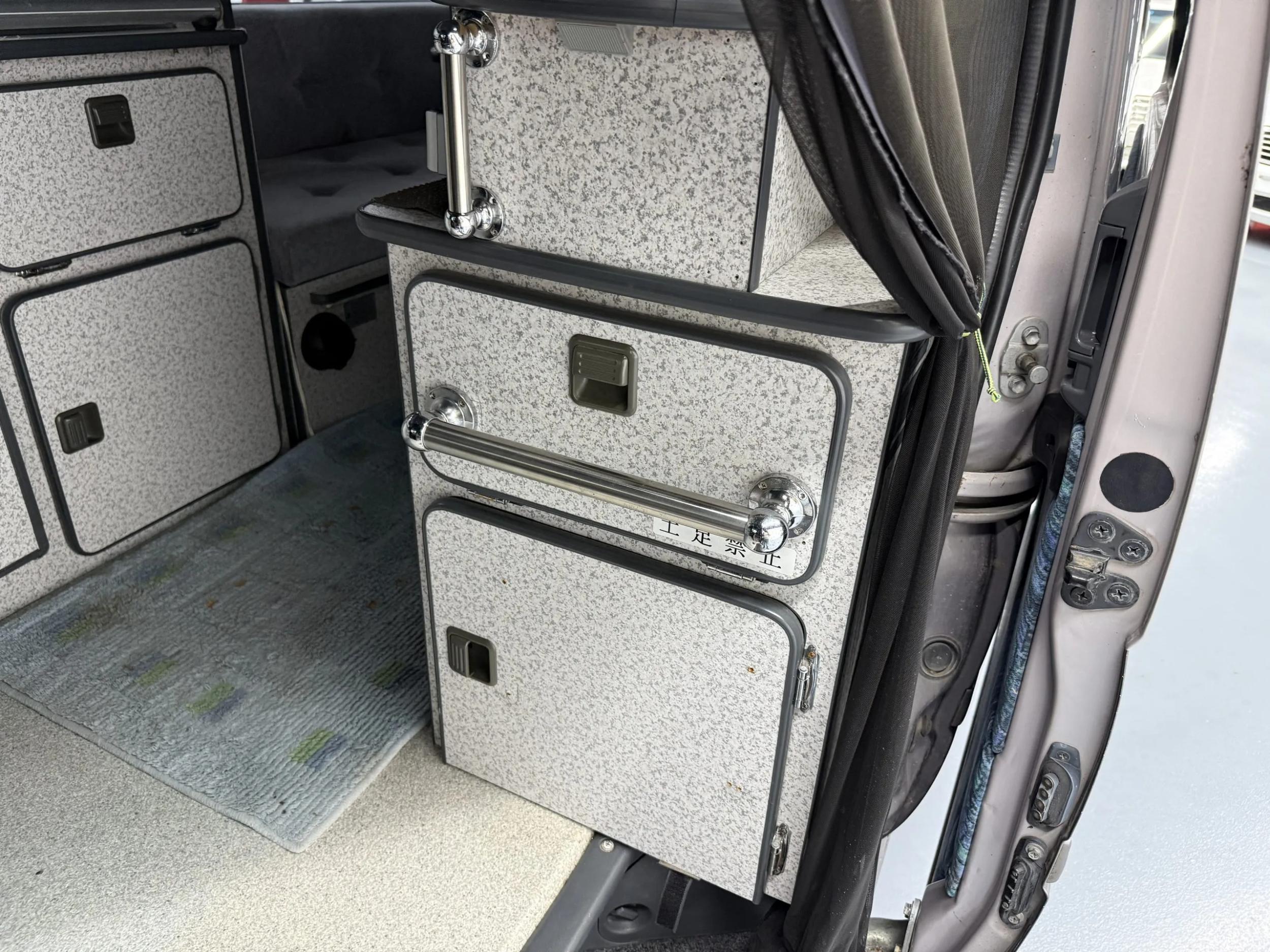 1998 Toyota HiAce LWB Custom Camper