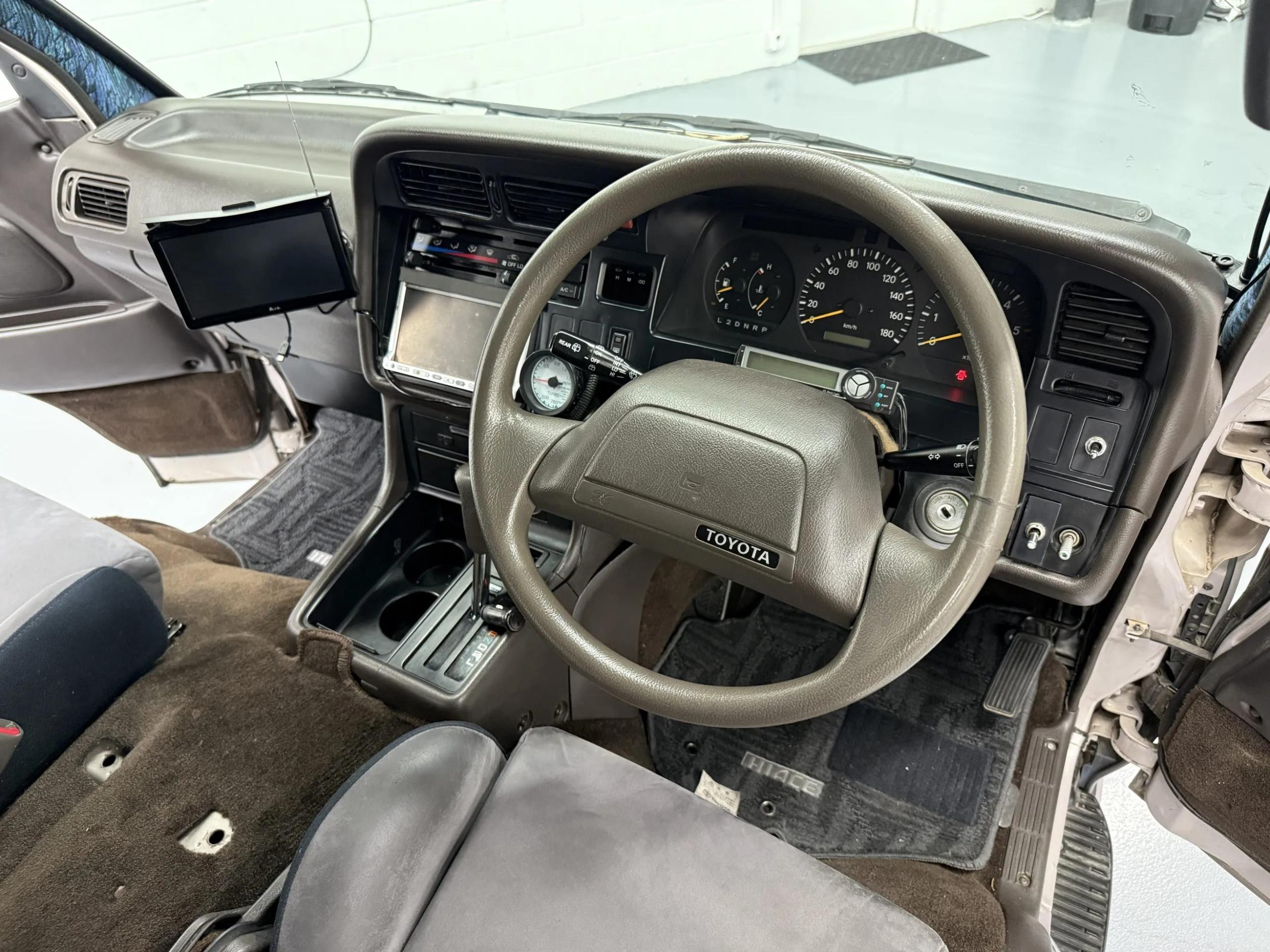 1998 Toyota HiAce LWB Custom Camper