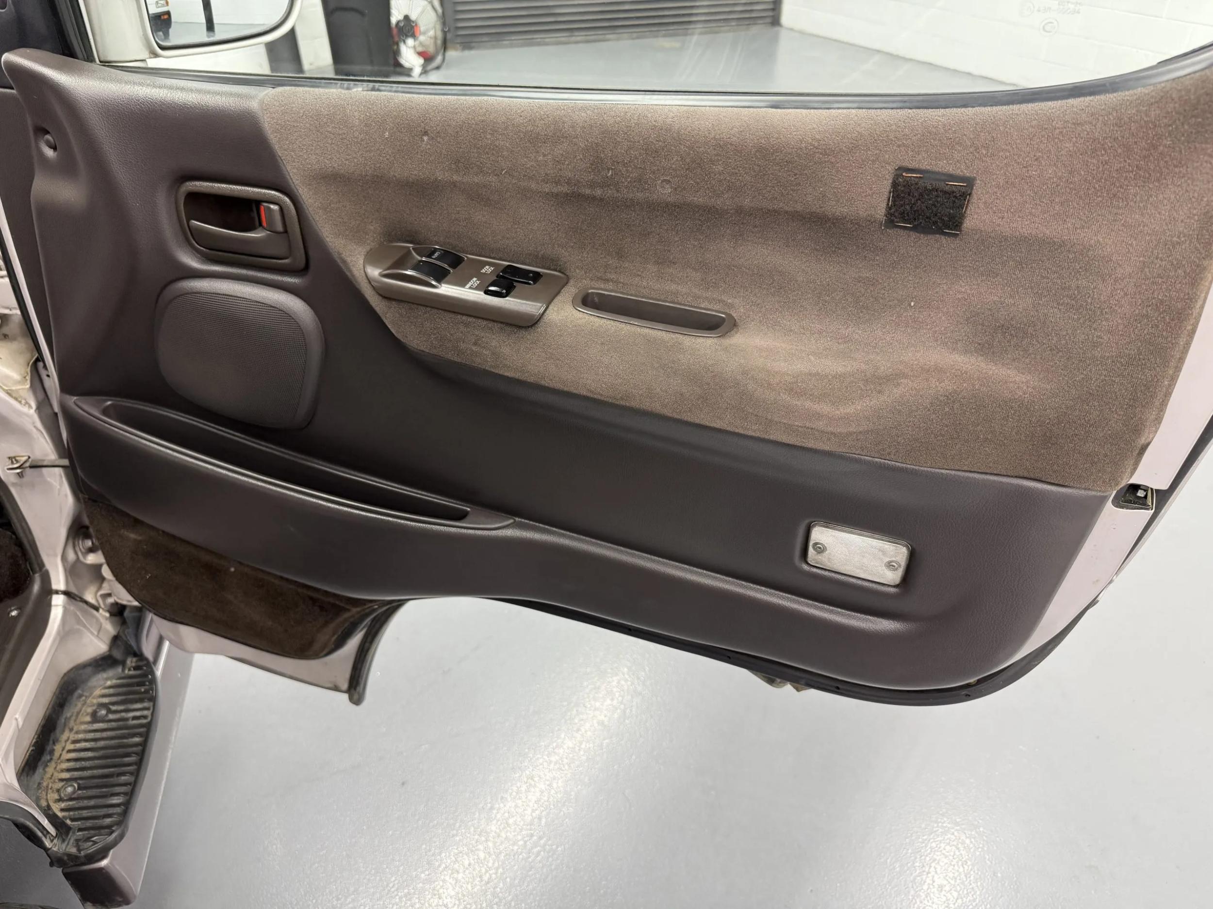 1998 Toyota HiAce LWB Custom Camper