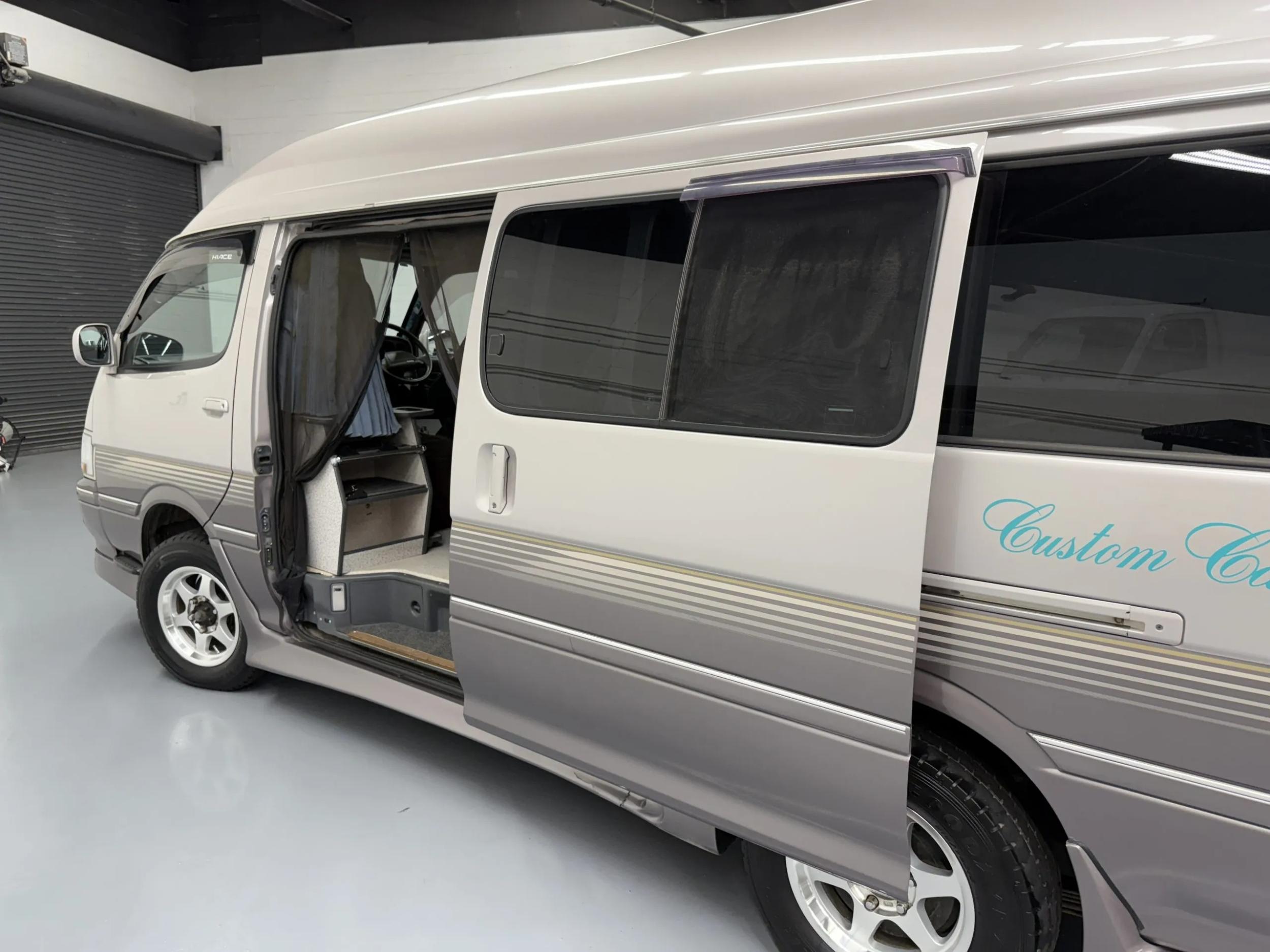1998 Toyota HiAce LWB Custom Camper