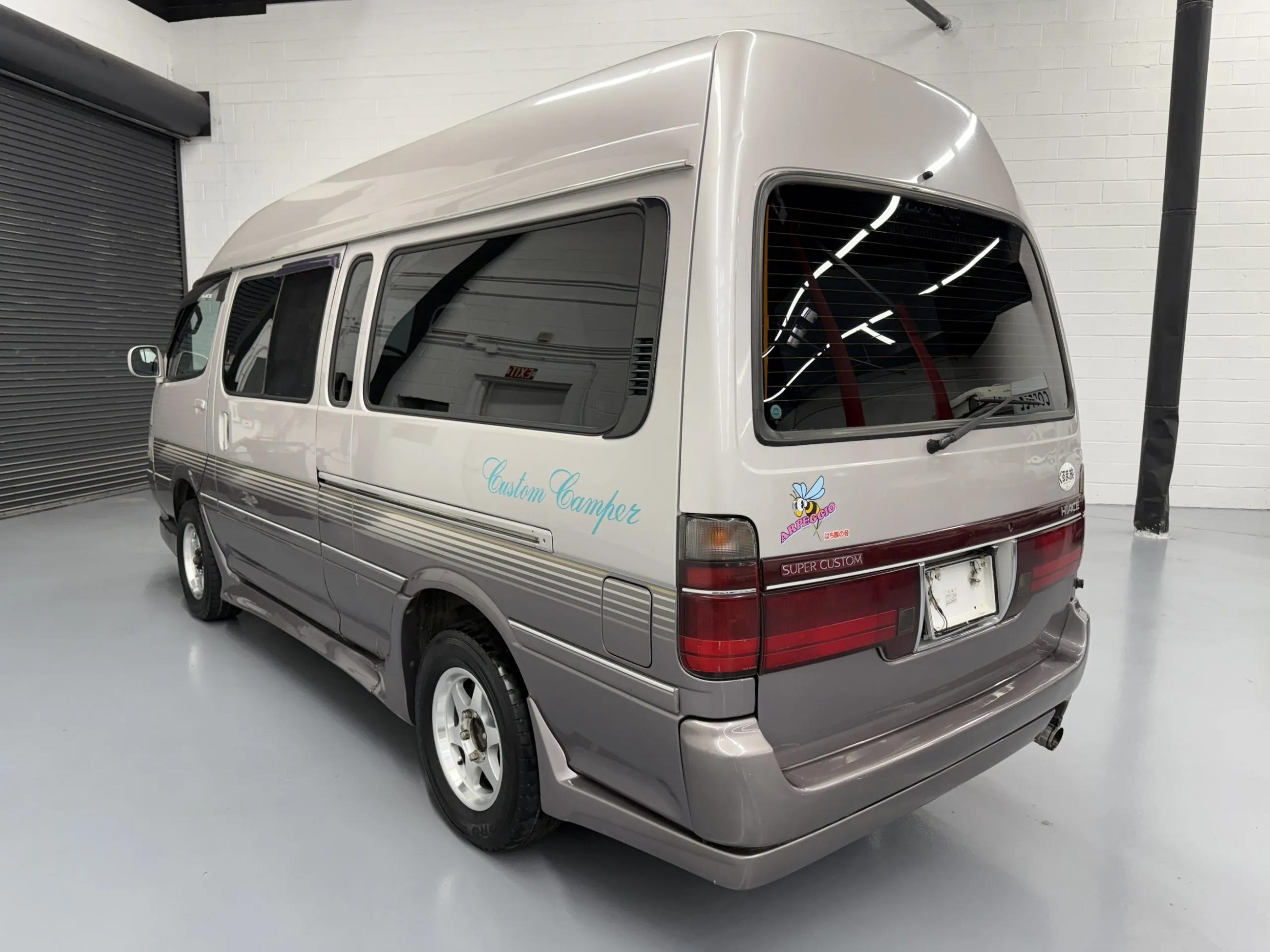 1998 Toyota HiAce LWB Custom Camper - 5
