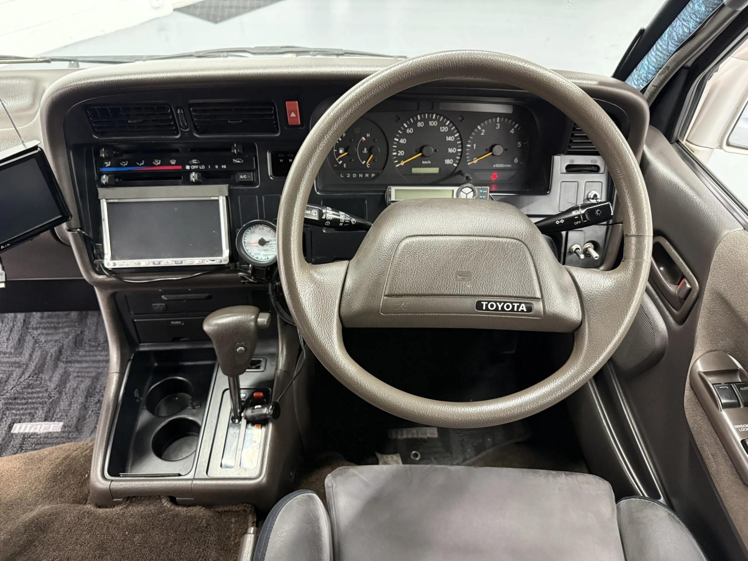 1998 Toyota HiAce LWB Custom Camper