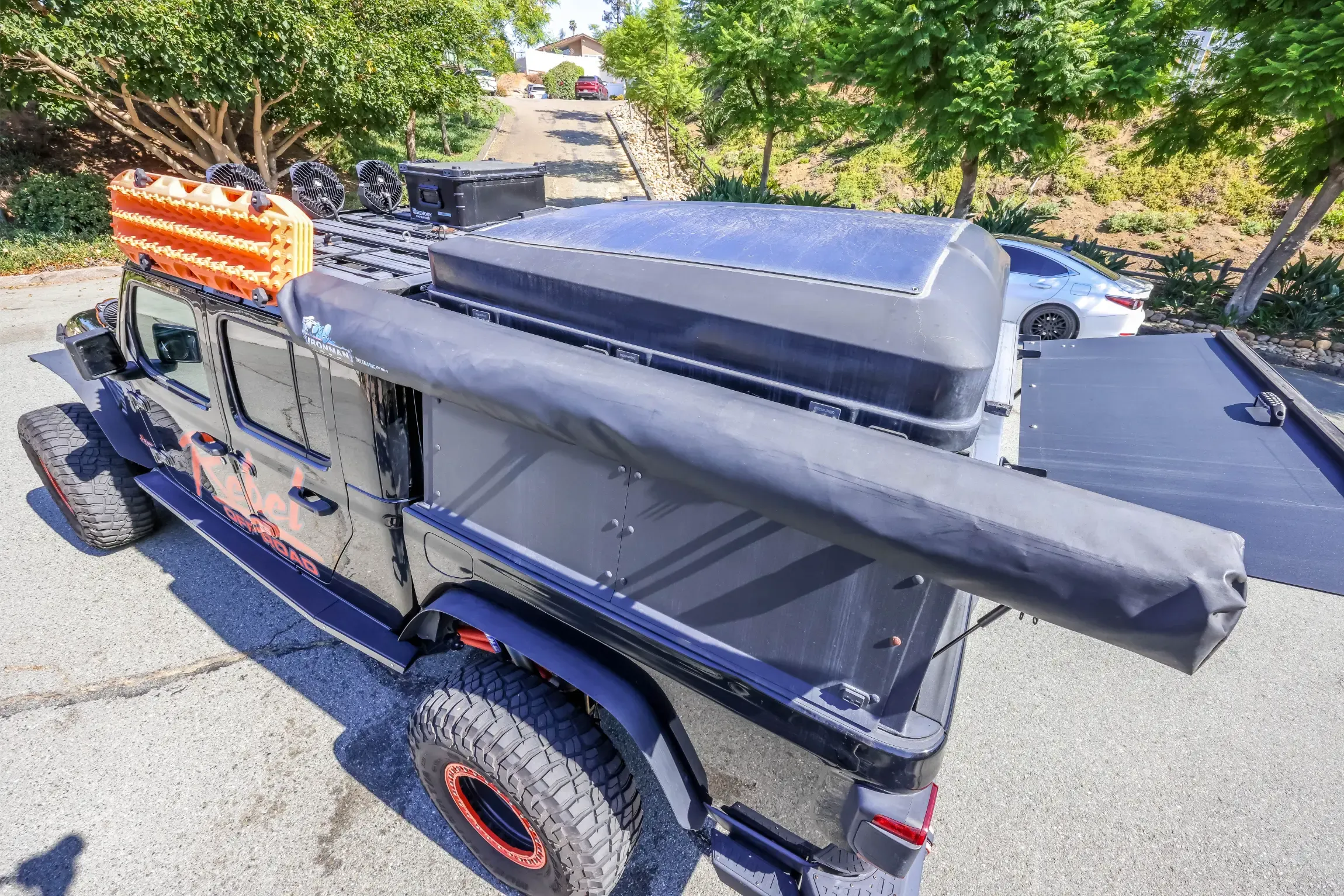 Modified, 31k-Mile 2021 Jeep Gladiator Mojave