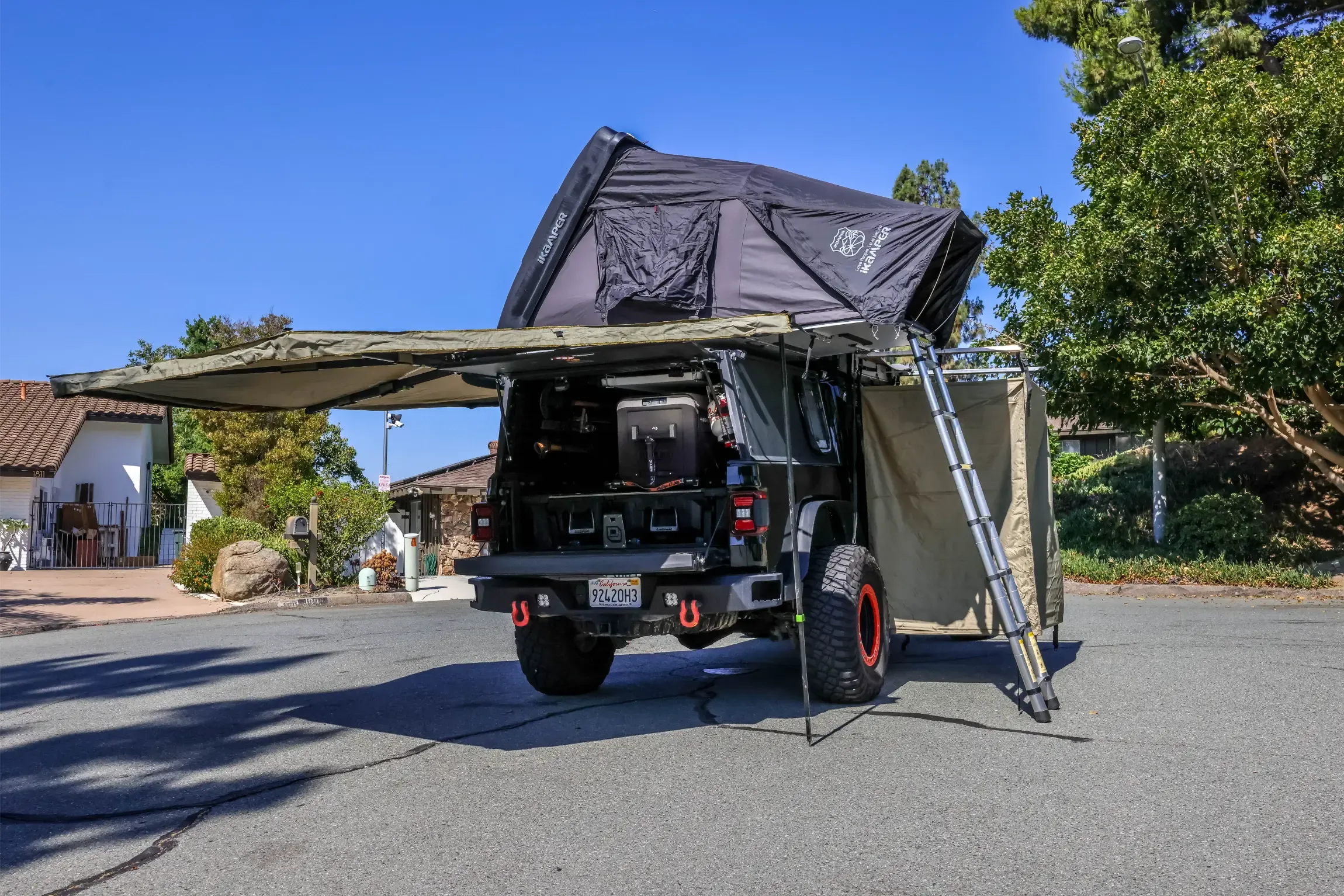 Modified, 31k-Mile 2021 Jeep Gladiator Mojave
