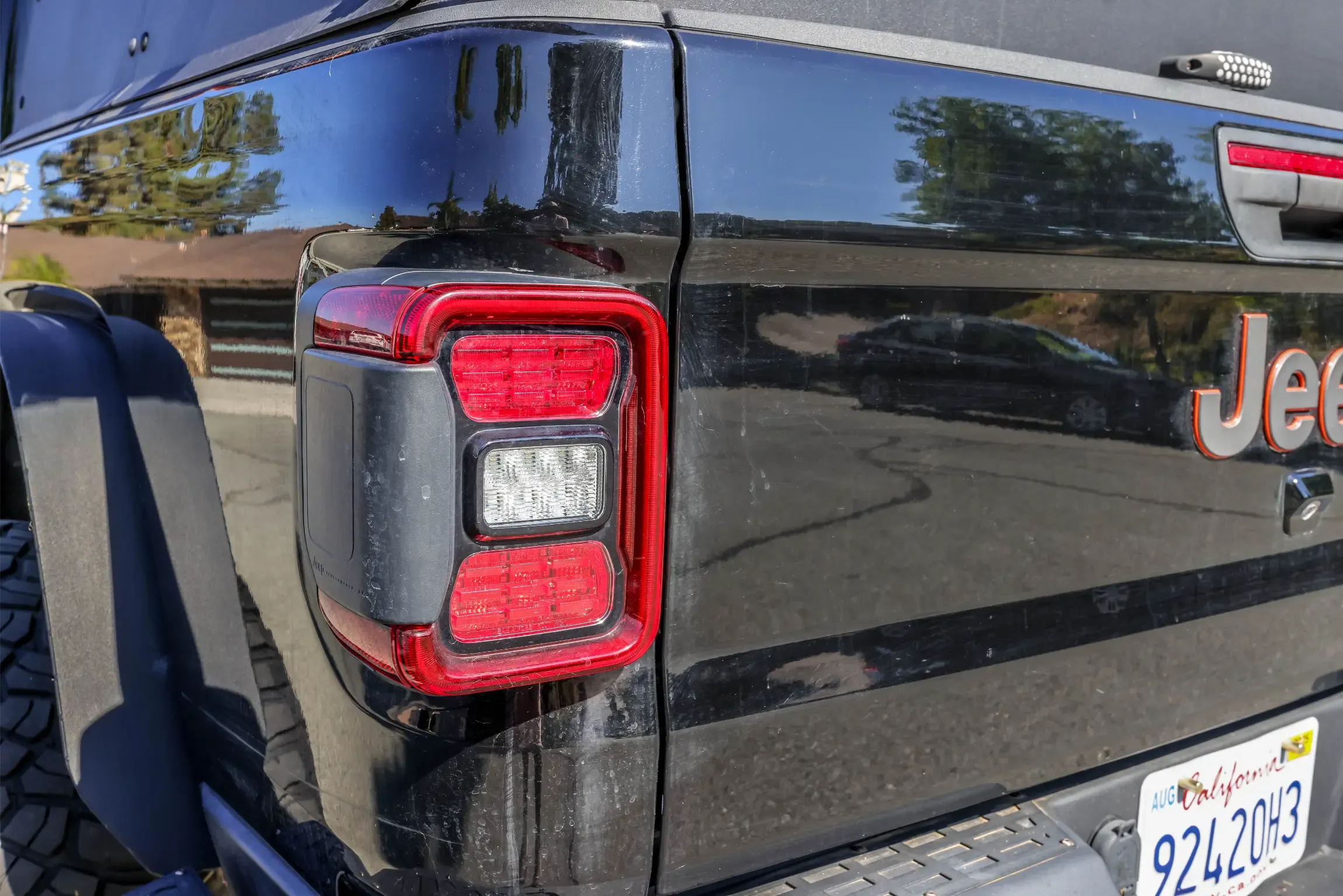 Modified, 31k-Mile 2021 Jeep Gladiator Mojave