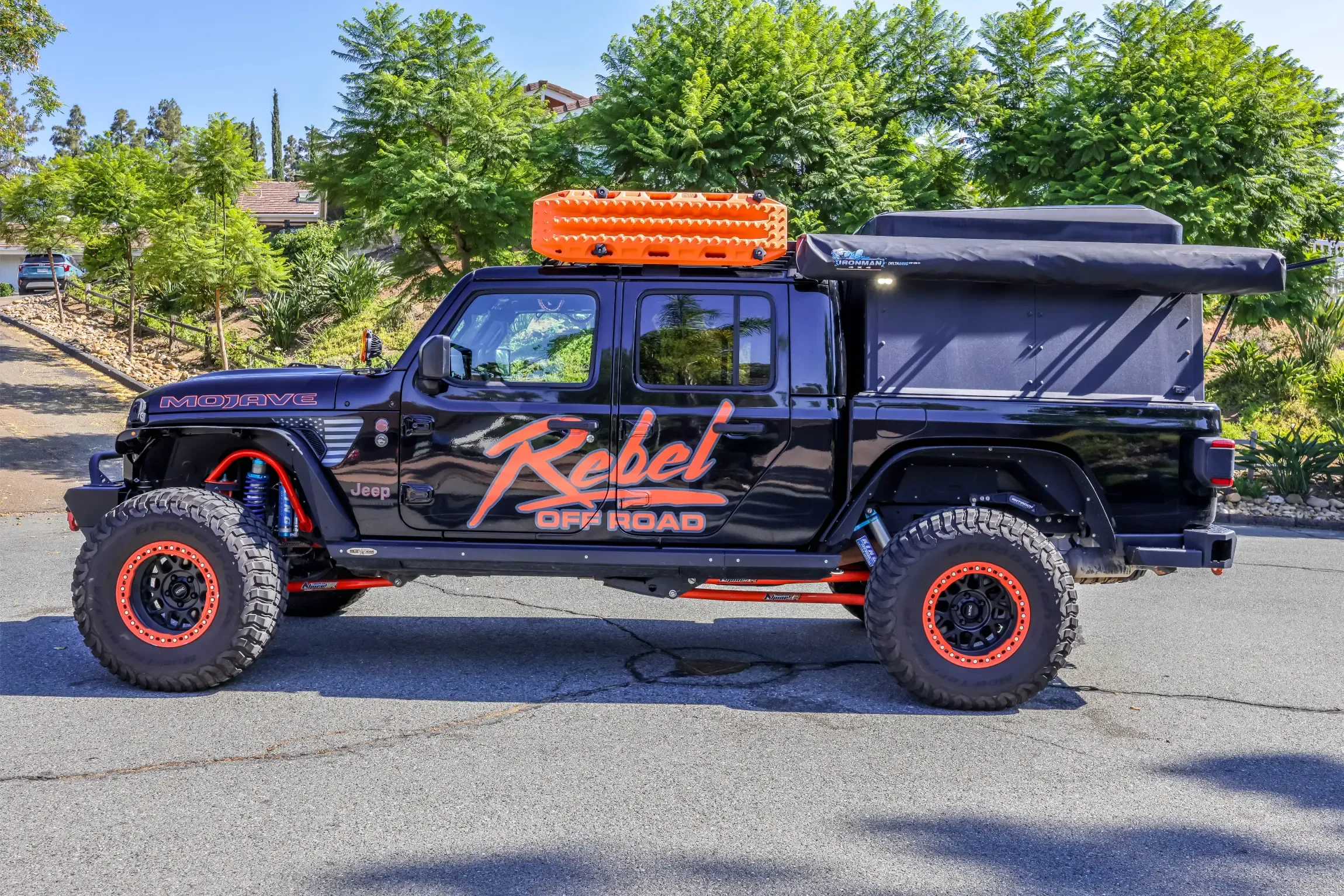 Modified, 31k-Mile 2021 Jeep Gladiator Mojave