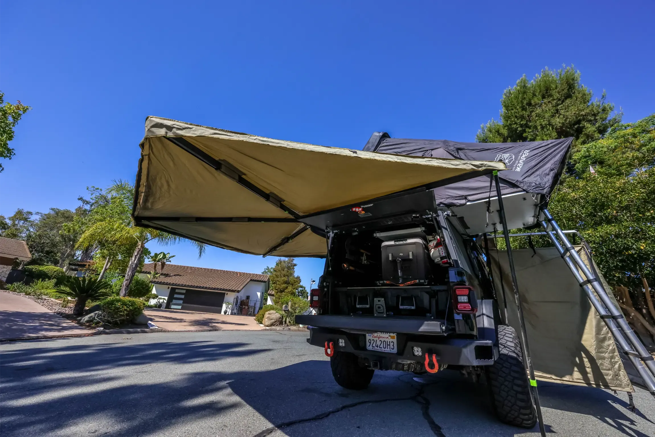 Modified, 31k-Mile 2021 Jeep Gladiator Mojave