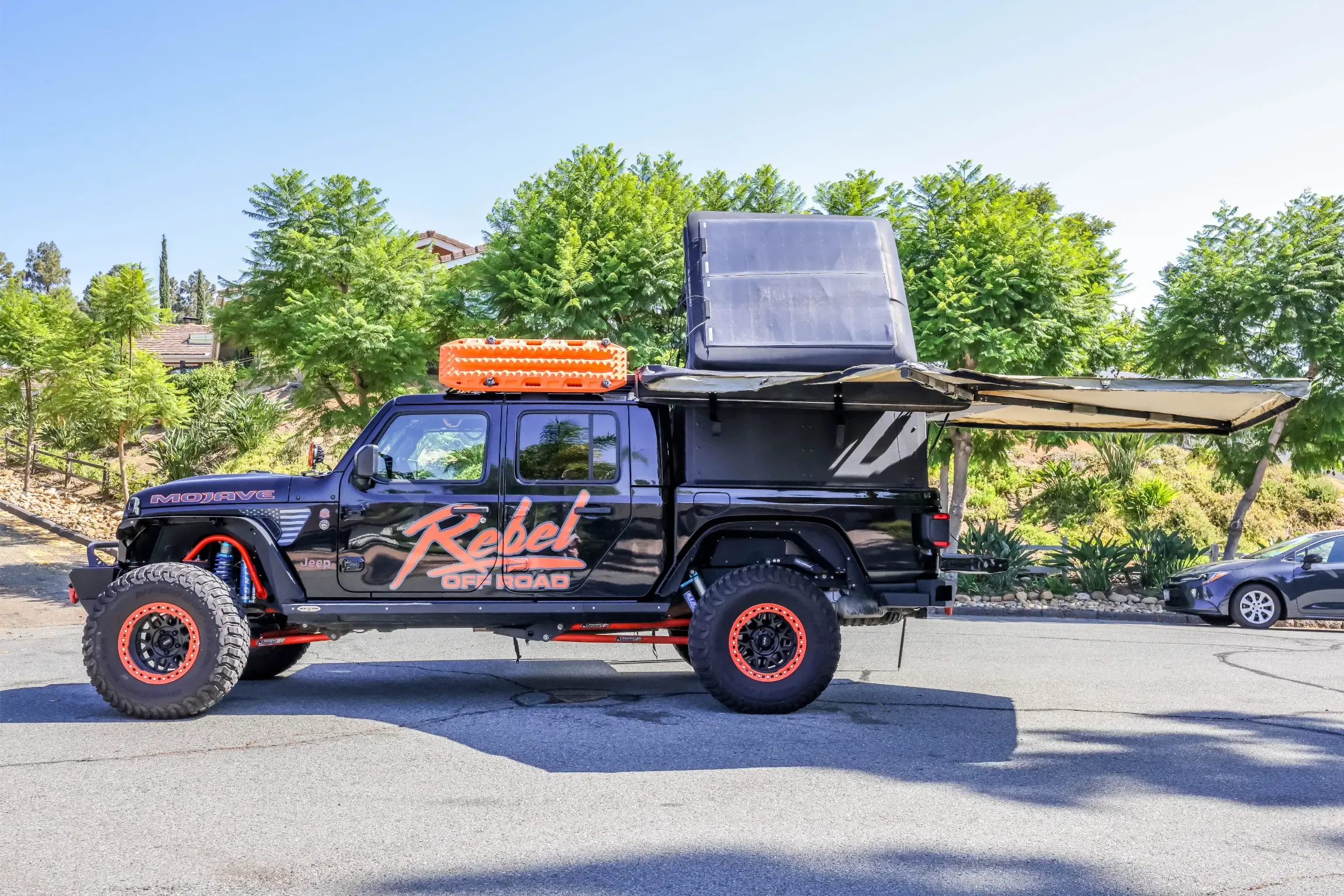 Modified, 31k-Mile 2021 Jeep Gladiator Mojave