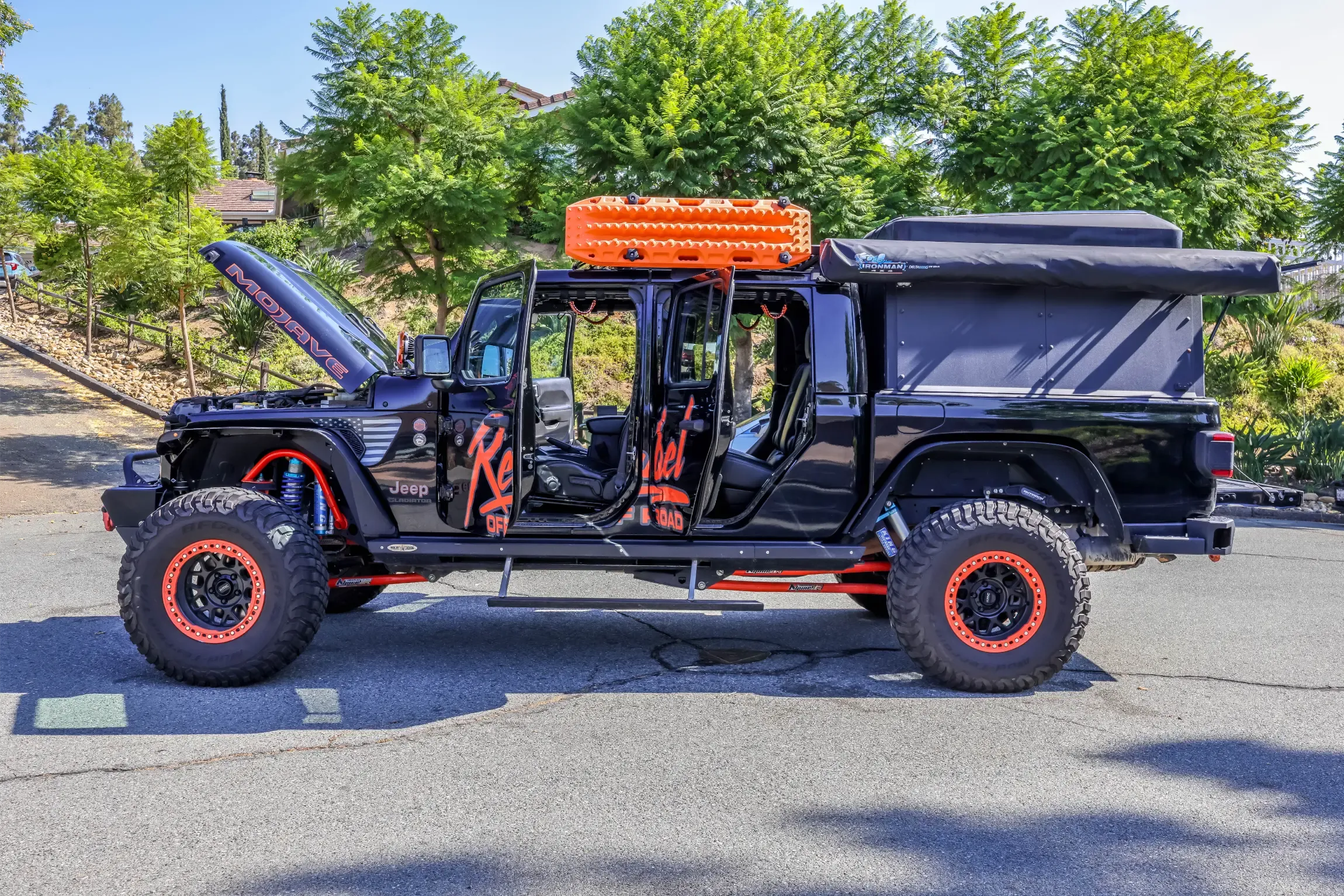 Modified, 31k-Mile 2021 Jeep Gladiator Mojave