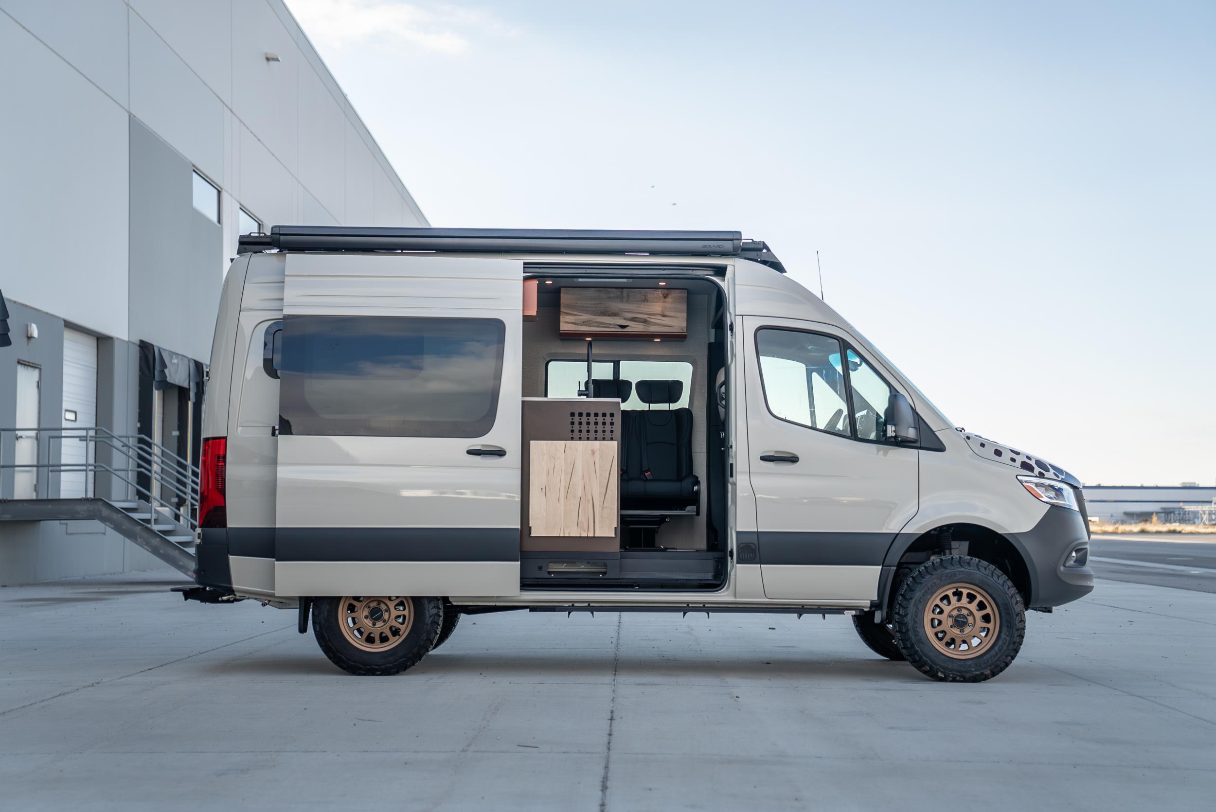 2026 Mercedes-Benz Sprinter 144 Davey Jackson Pro