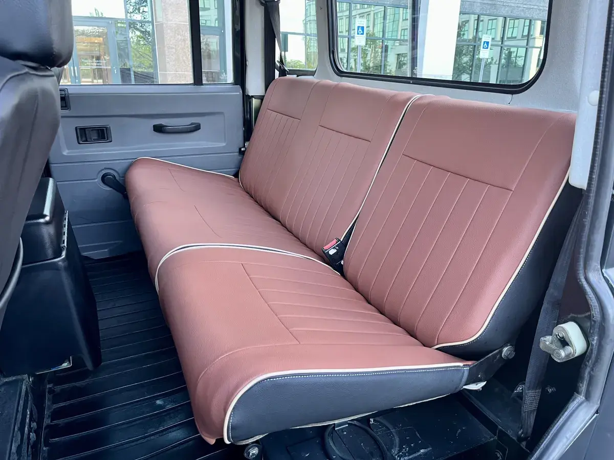 1998 Land Rover Defender 130 Double Cab Hi-Cap