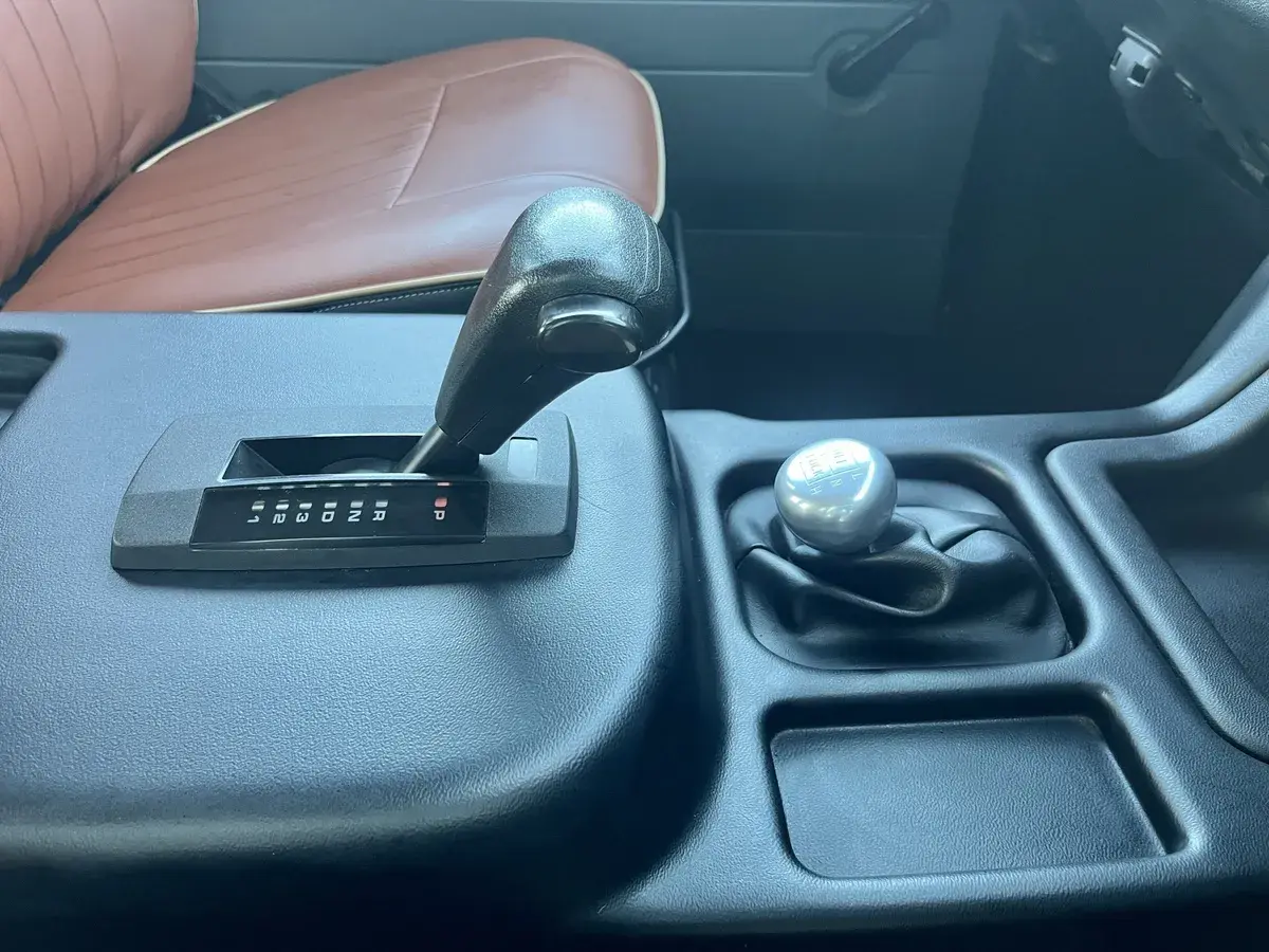 1998 Land Rover Defender 130 Double Cab Hi-Cap