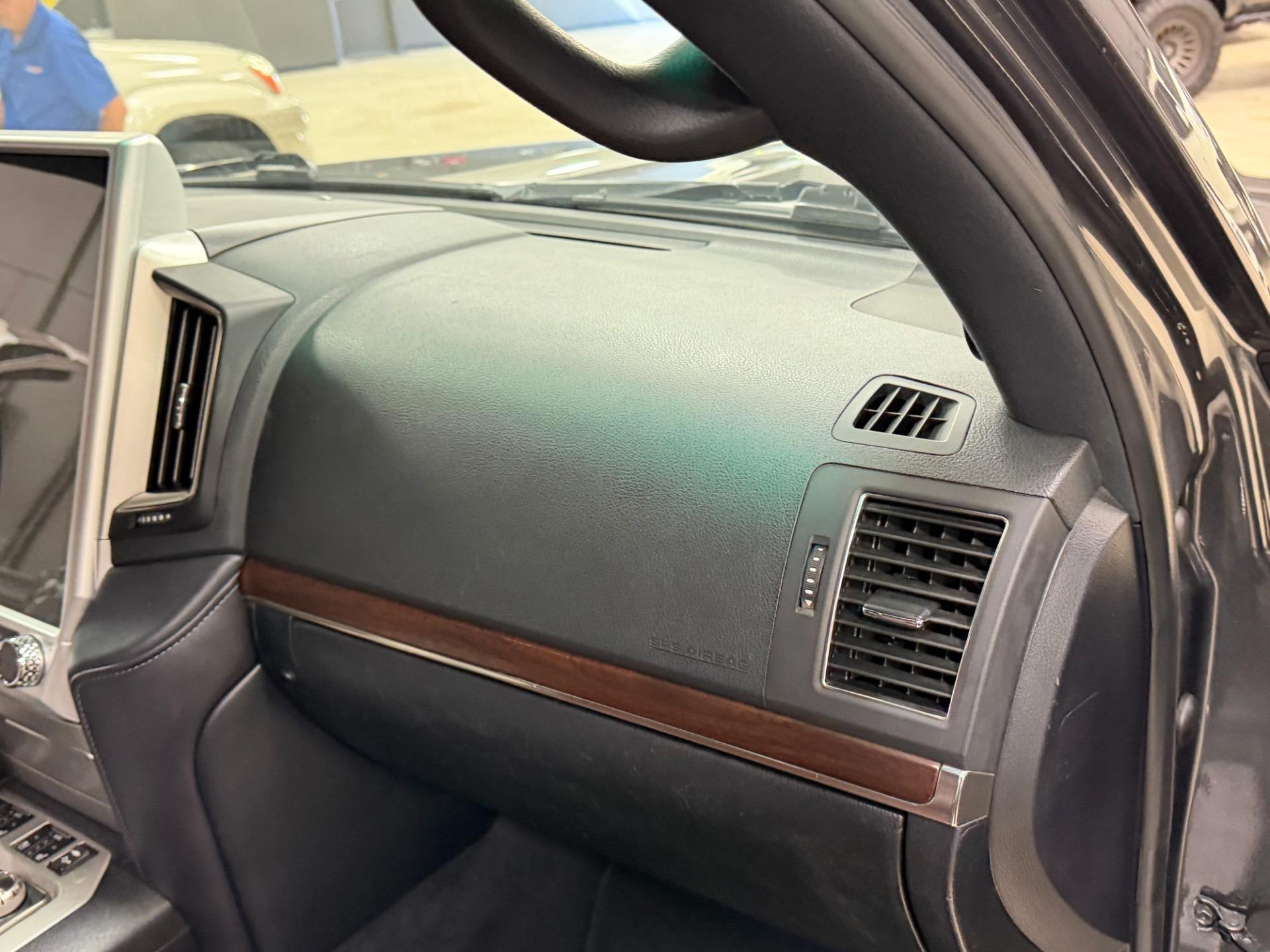 2016 Toyota Land Cruiser