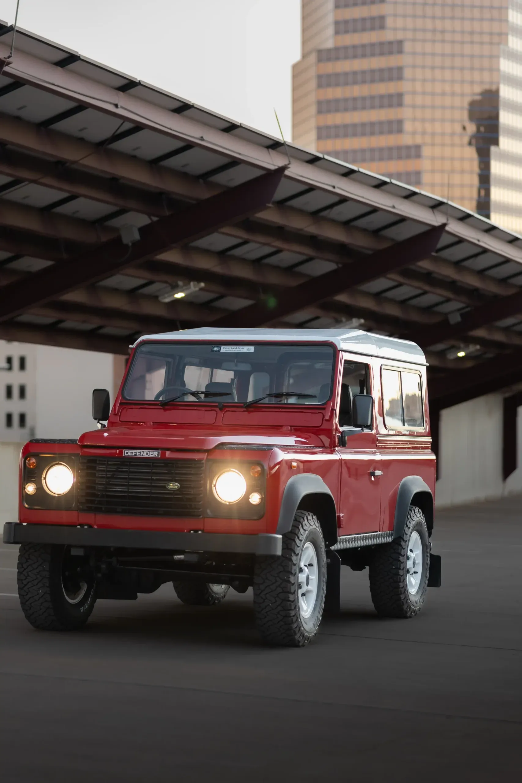 Portofino Red 1999 Land Rover Defender 90 - 5