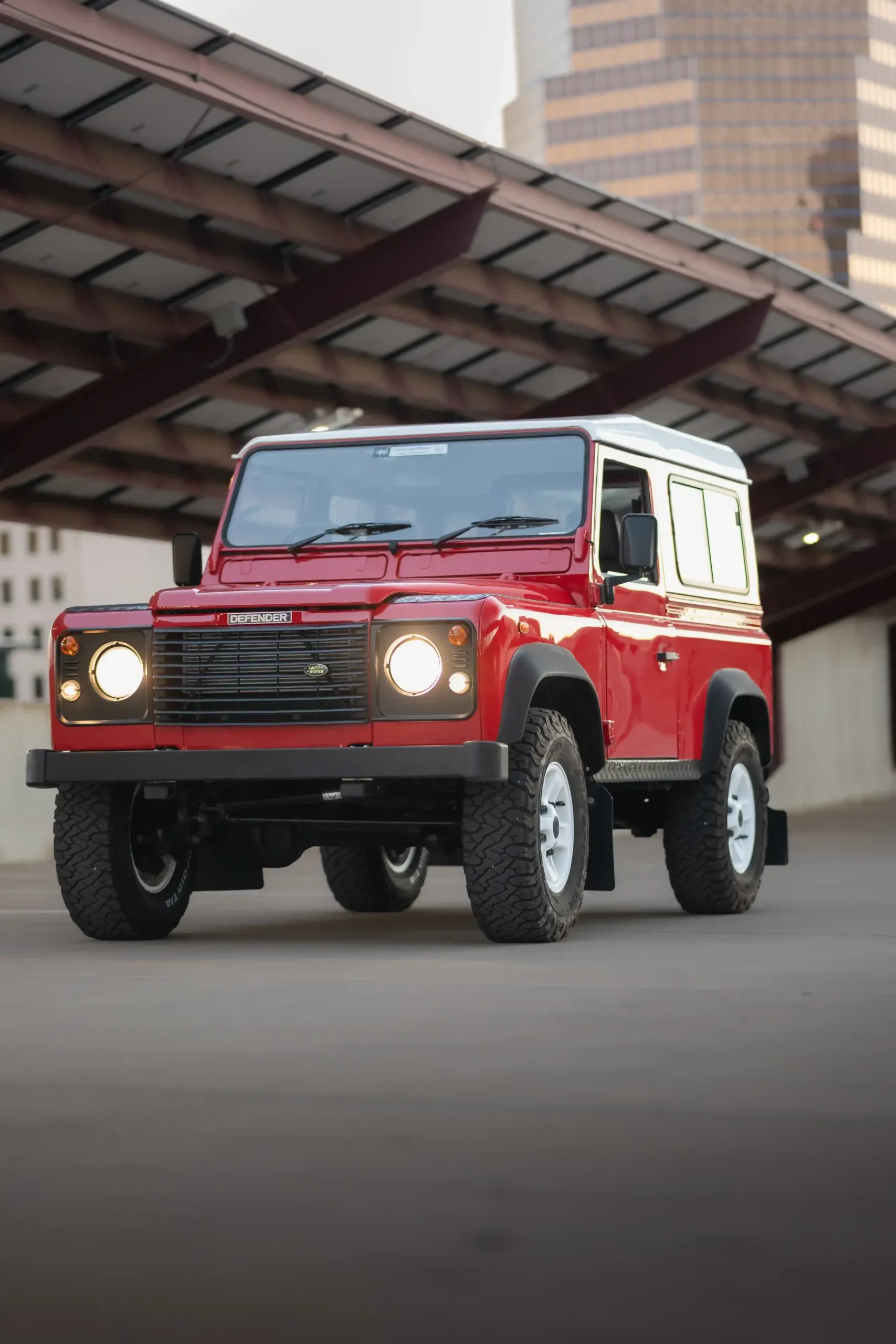 Portofino Red 1999 Land Rover Defender 90 - 4
