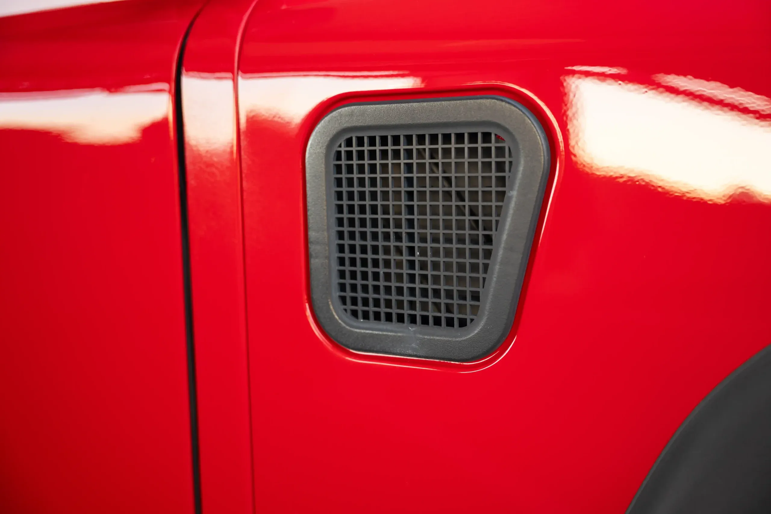 Portofino Red 1999 Land Rover Defender 90