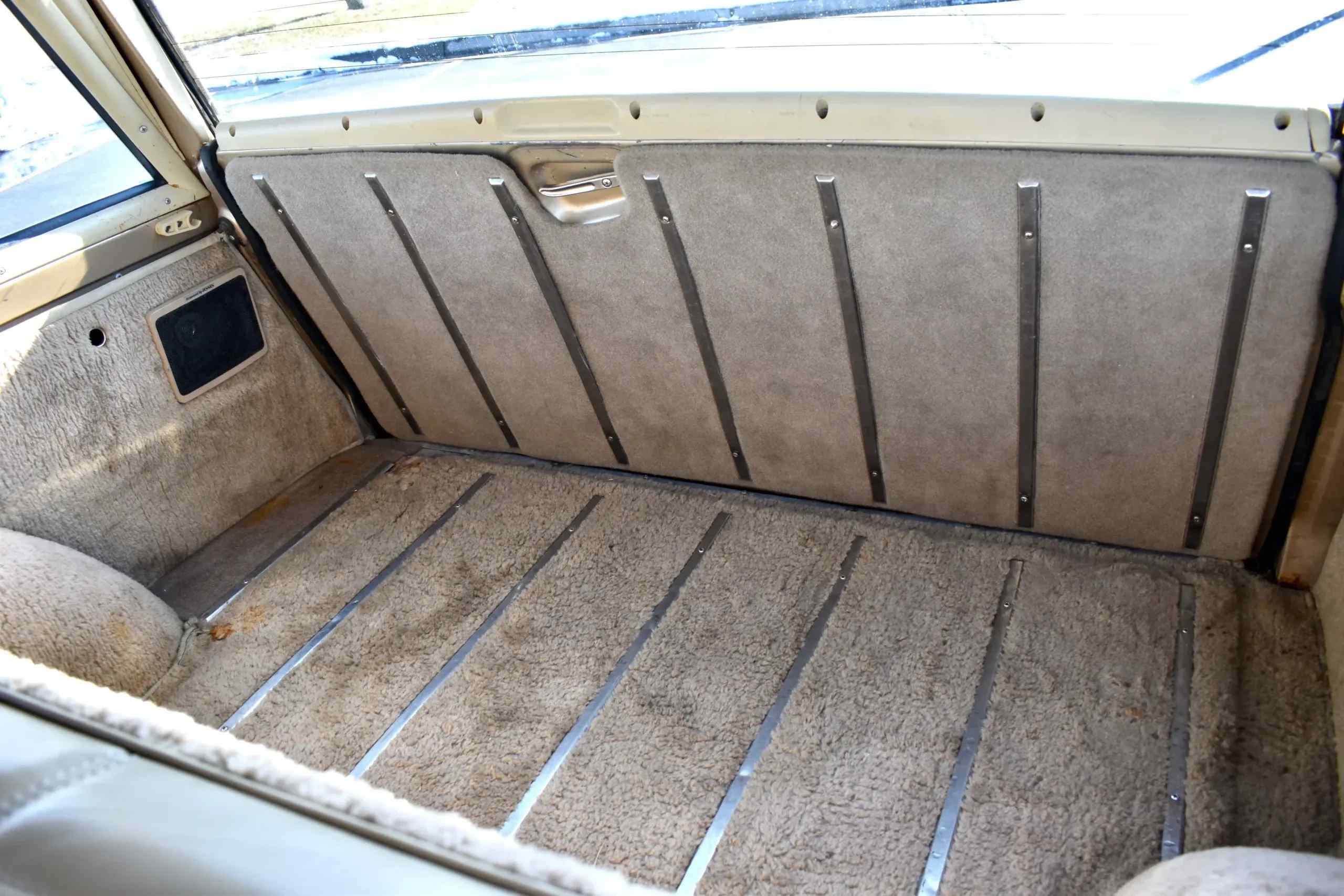 1989 Jeep Grand Wagoneer 4×4