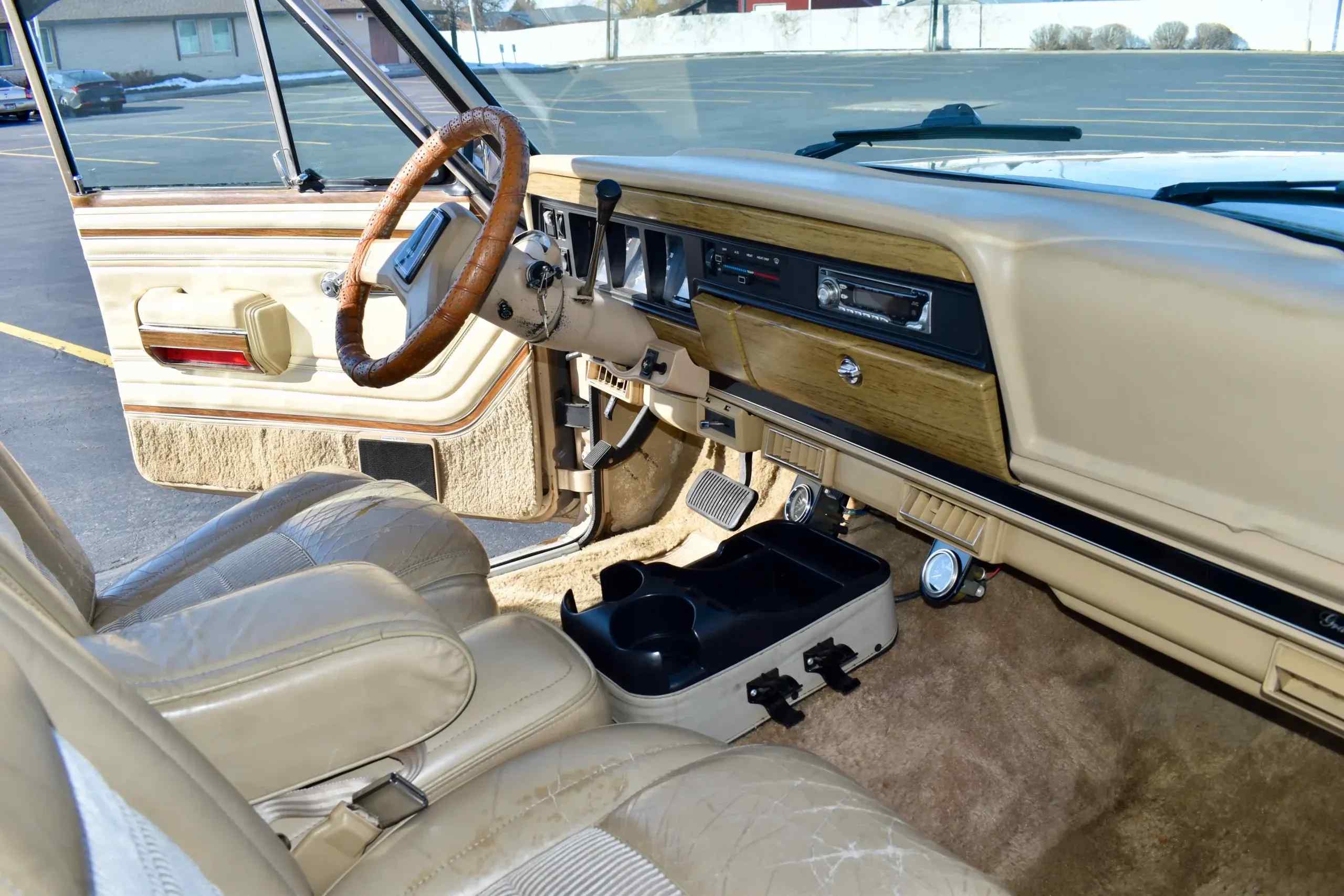 1989 Jeep Grand Wagoneer 4×4