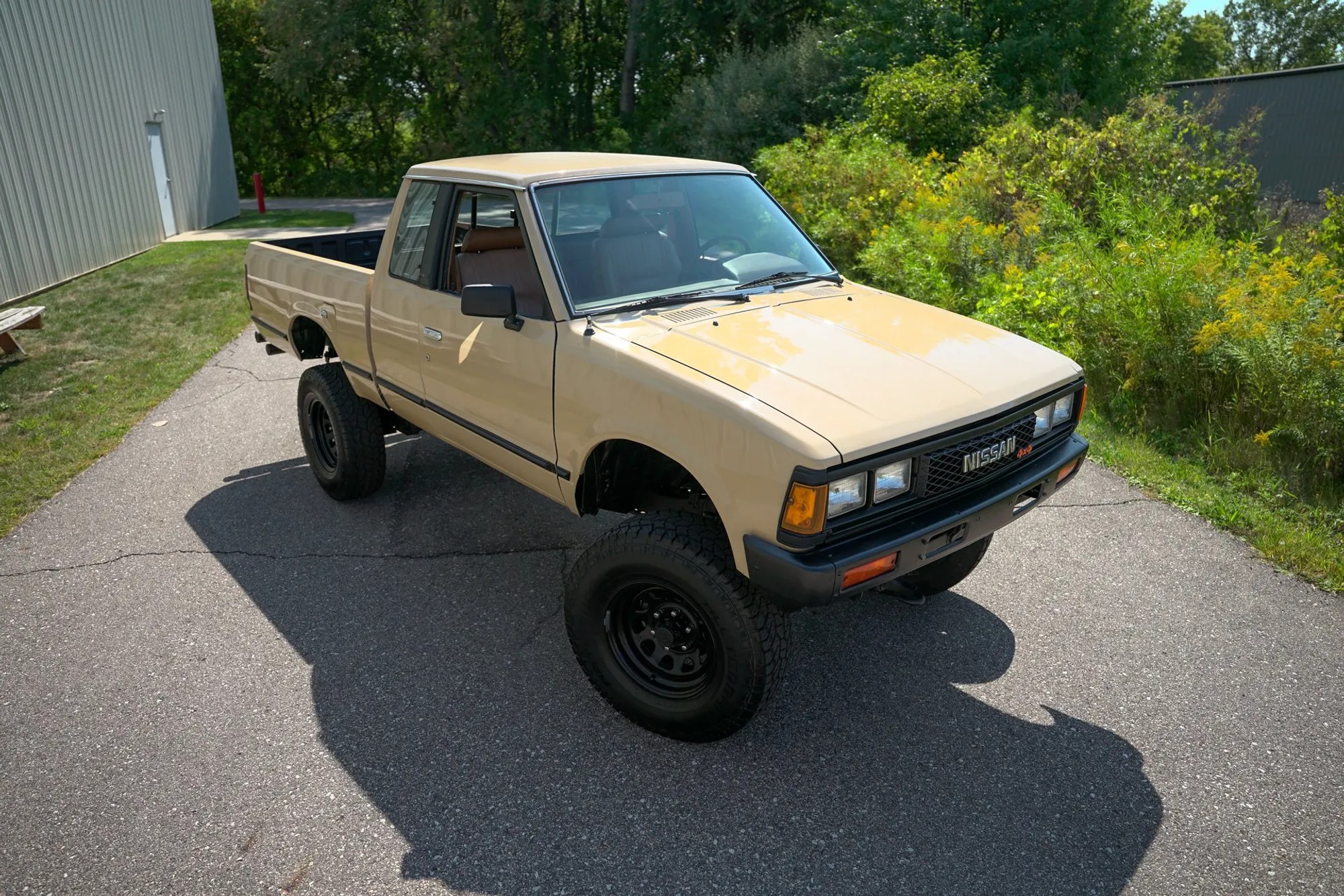1986 Nissan Hardbody DLX King Cab