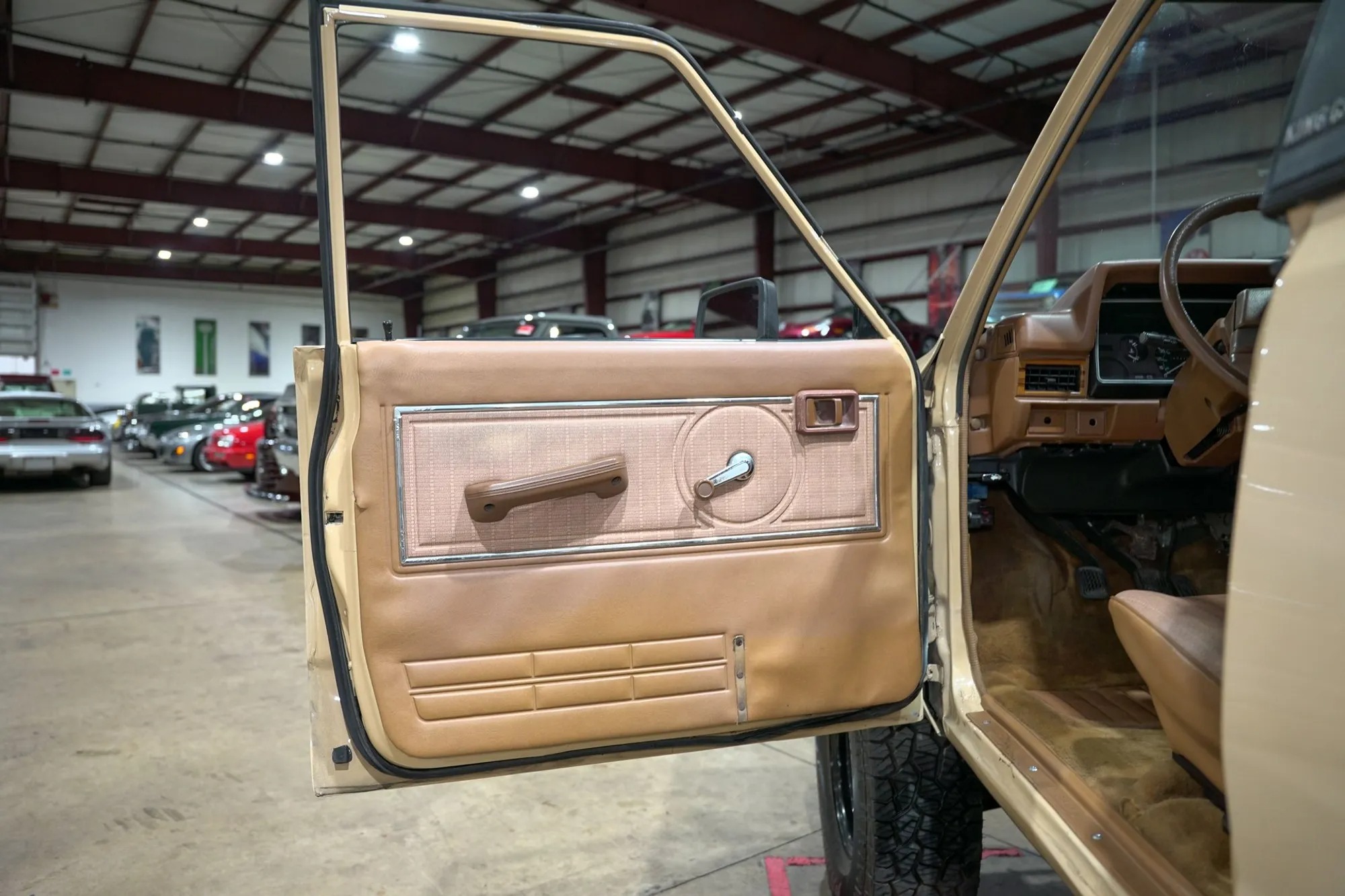 1986 Nissan Hardbody DLX King Cab