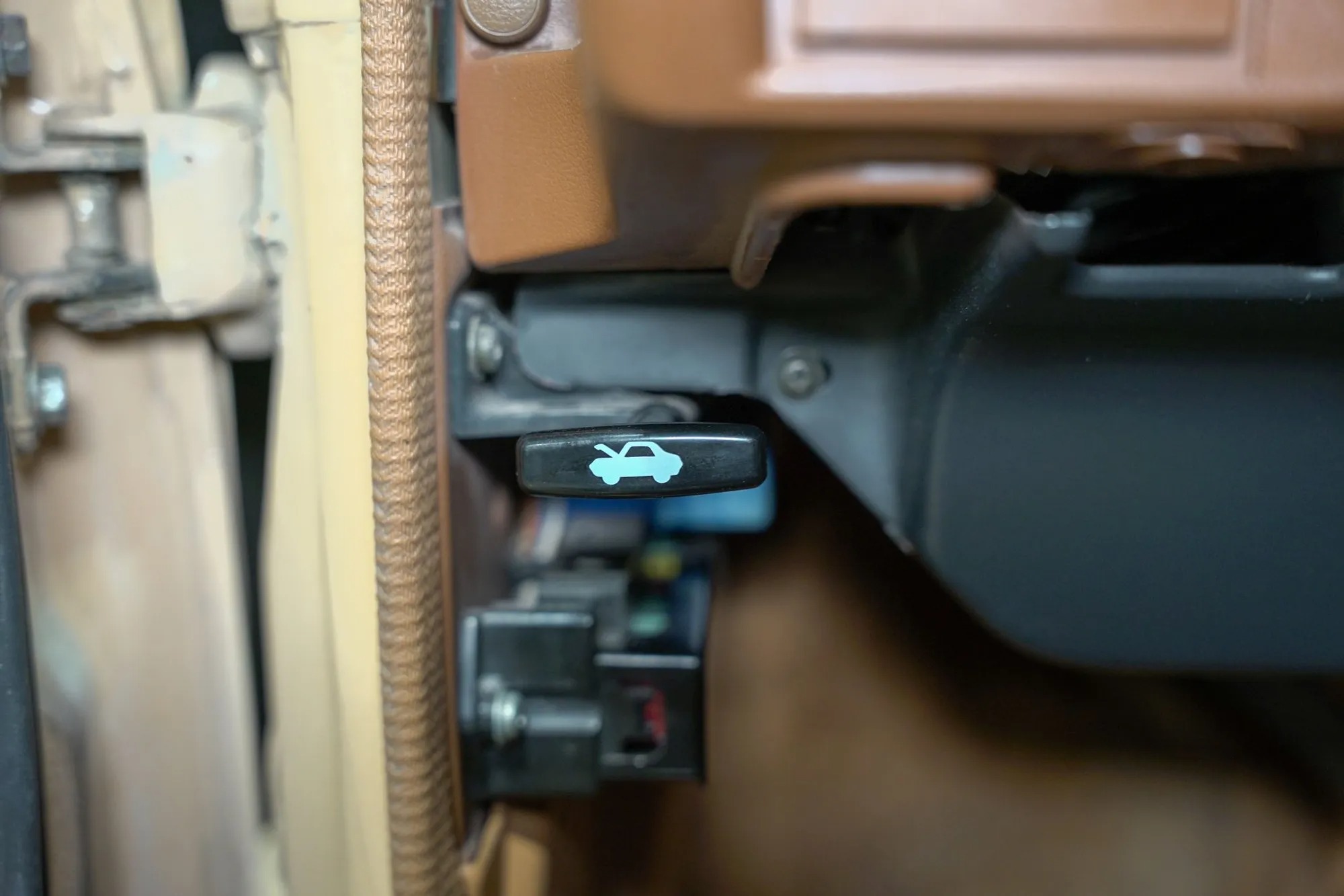 1986 Nissan Hardbody DLX King Cab