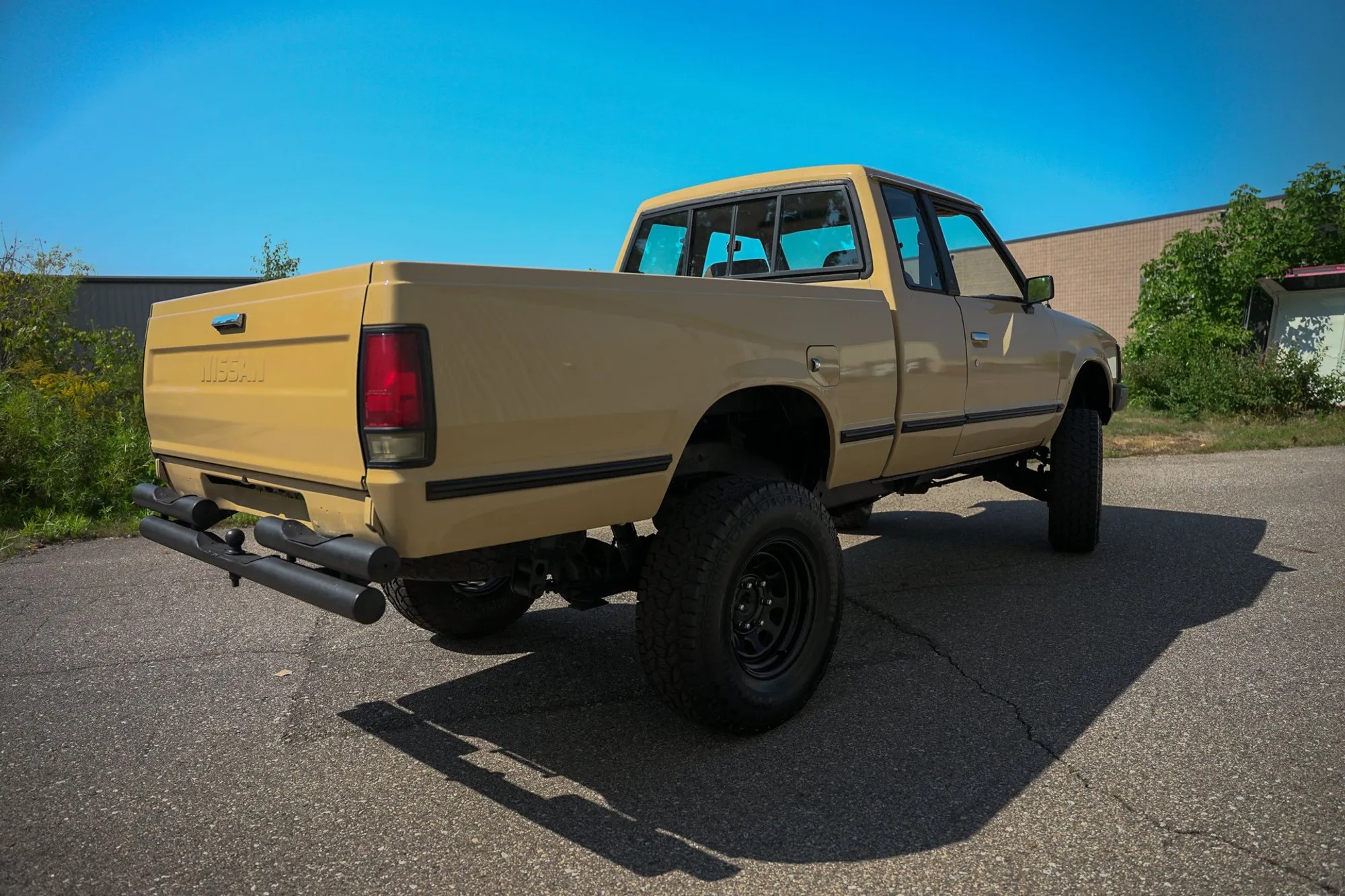 1986 Nissan Hardbody DLX King Cab