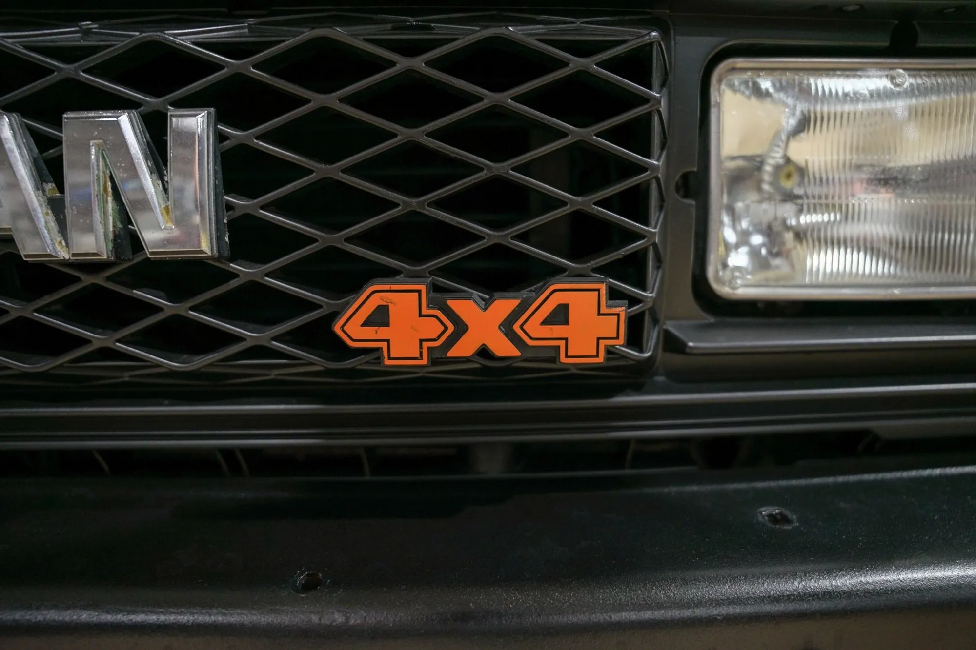 1986 Nissan Hardbody DLX King Cab