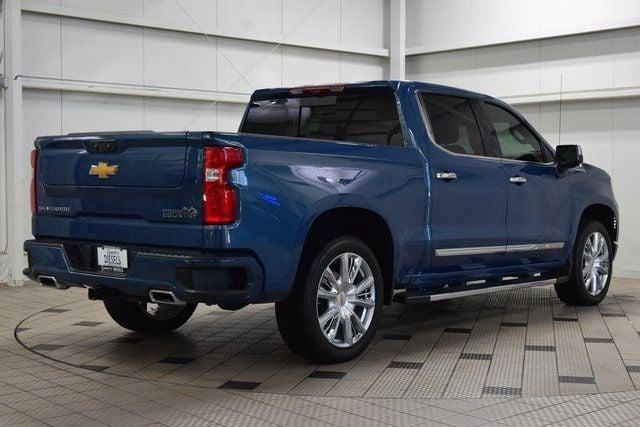 2024 Chevrolet Silverado 1500 High Country Premium - 3