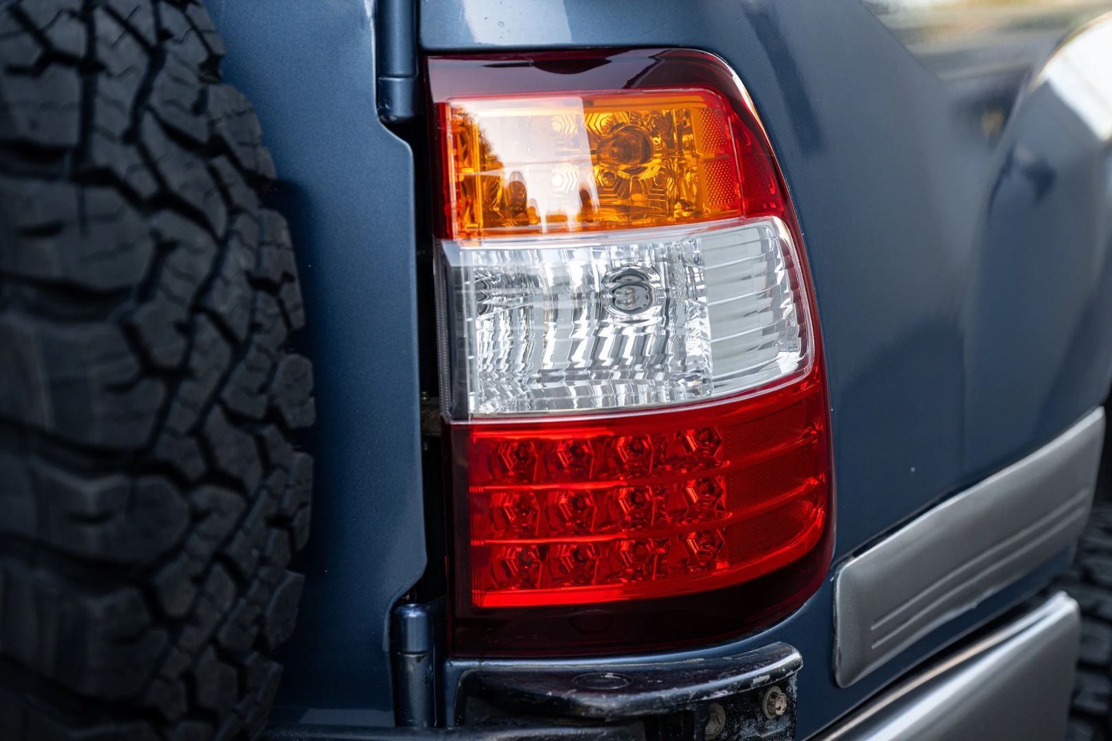 1999 Toyota Land Cruiser HZJ105