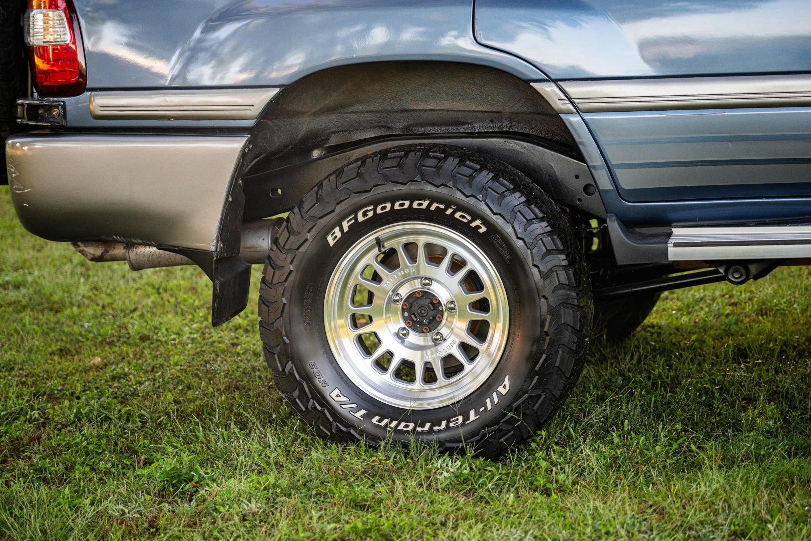 1999 Toyota Land Cruiser HZJ105