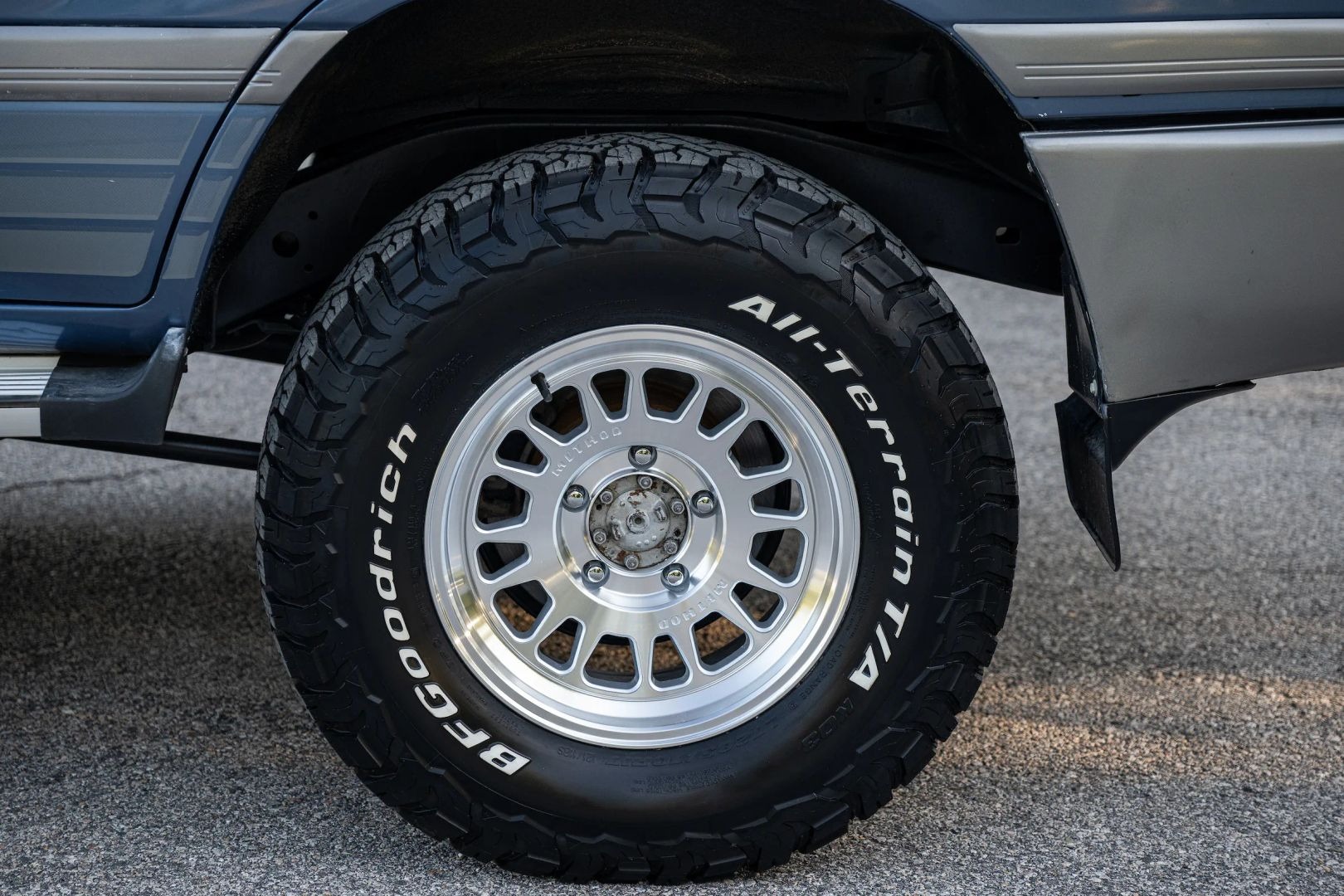 1999 Toyota Land Cruiser HZJ105