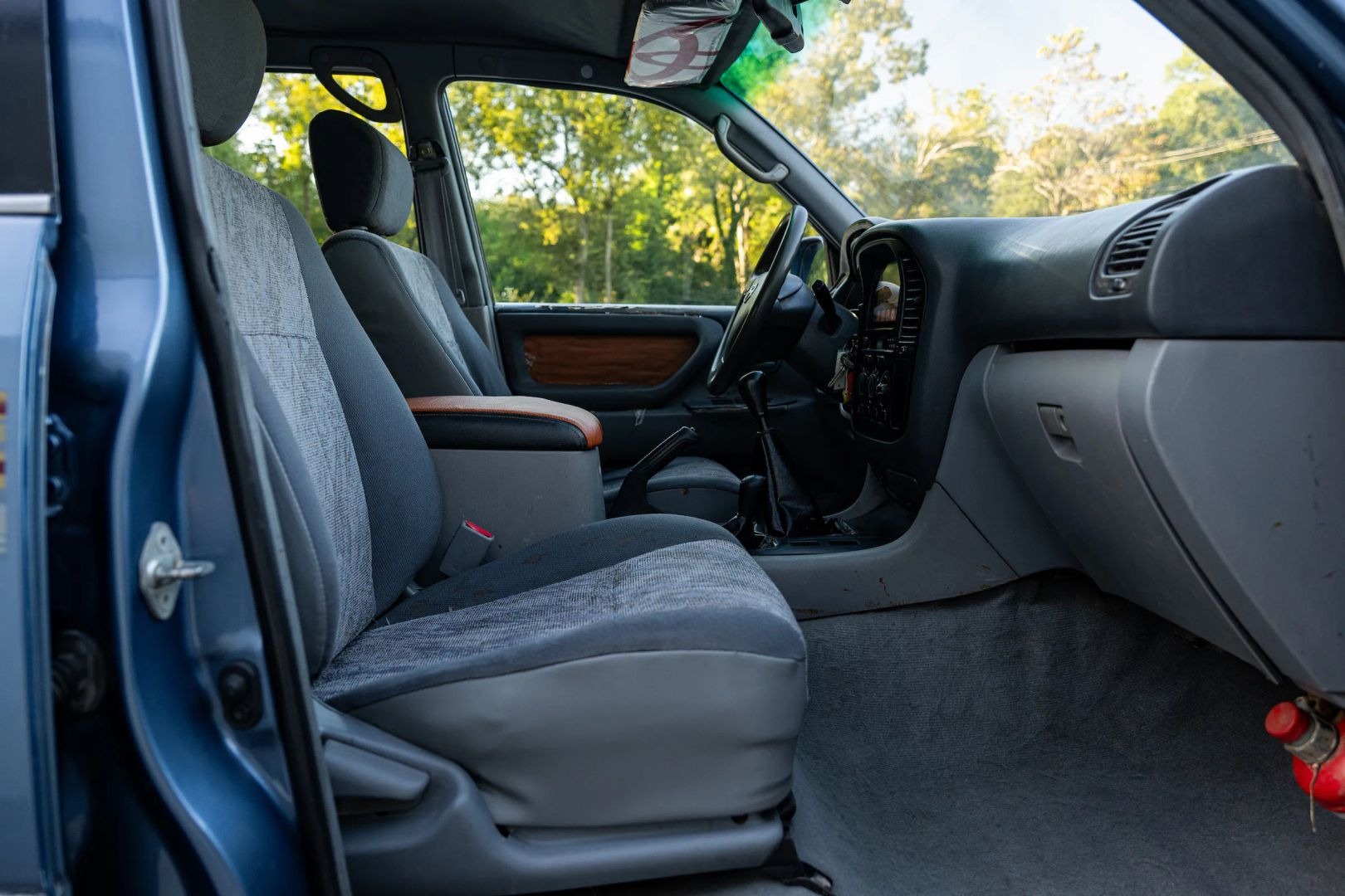 1999 Toyota Land Cruiser HZJ105