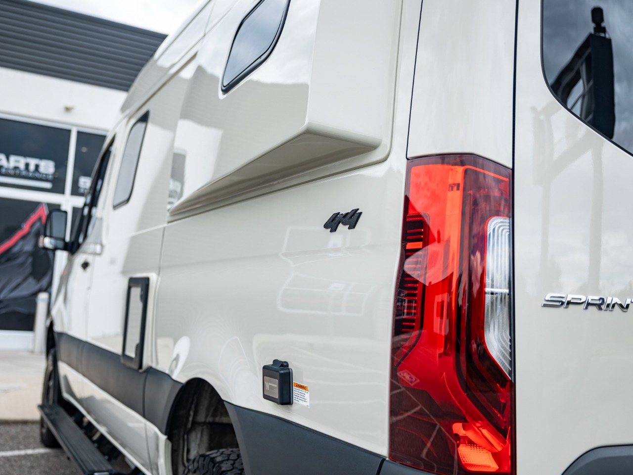 2022 Mercedes-Benz Sprinter 2500 144" Camper