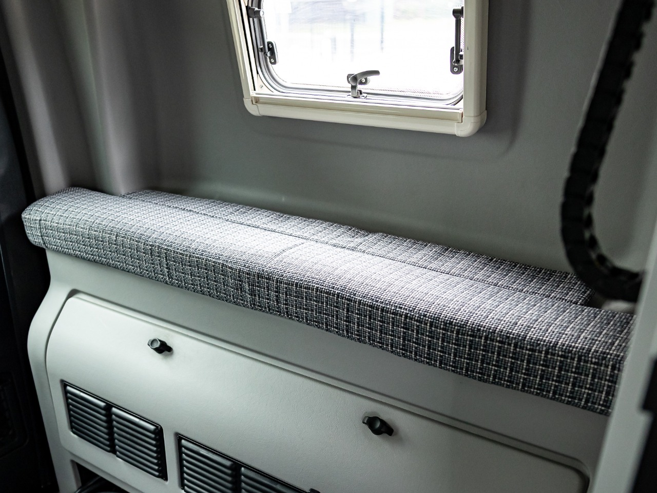 2022 Mercedes-Benz Sprinter 2500 144" Camper