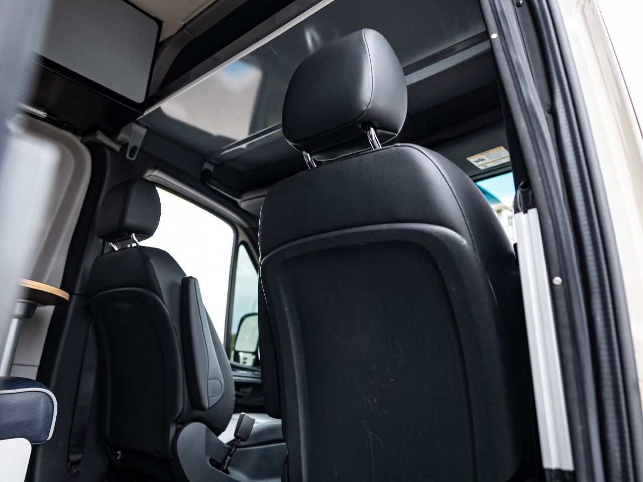 2022 Mercedes-Benz Sprinter 2500 144" Camper