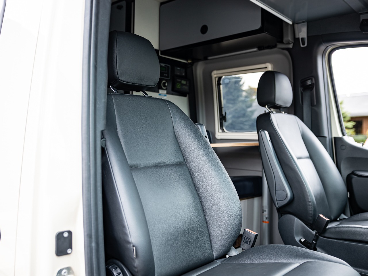 2022 Mercedes-Benz Sprinter 2500 144" Camper