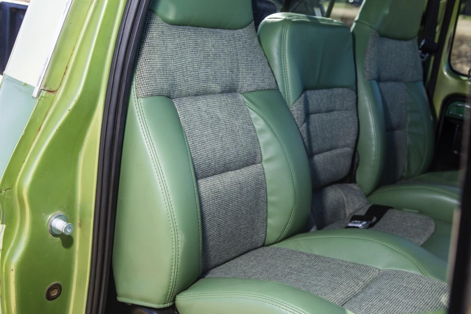 7.3L Turbo Diesel-Powered 1975 Ford F-250 4×4