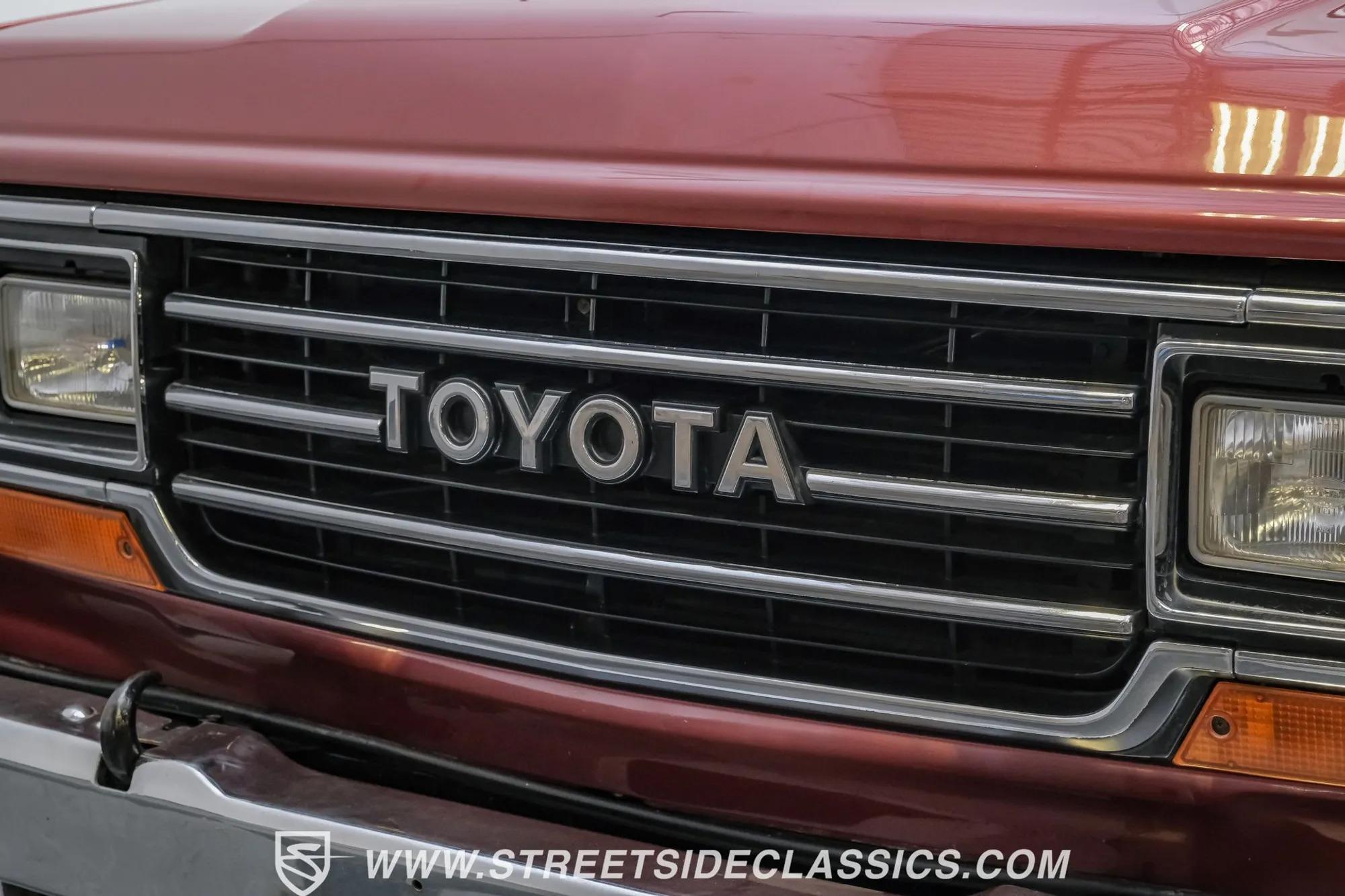 1988 Toyota Land Cruiser FJ62