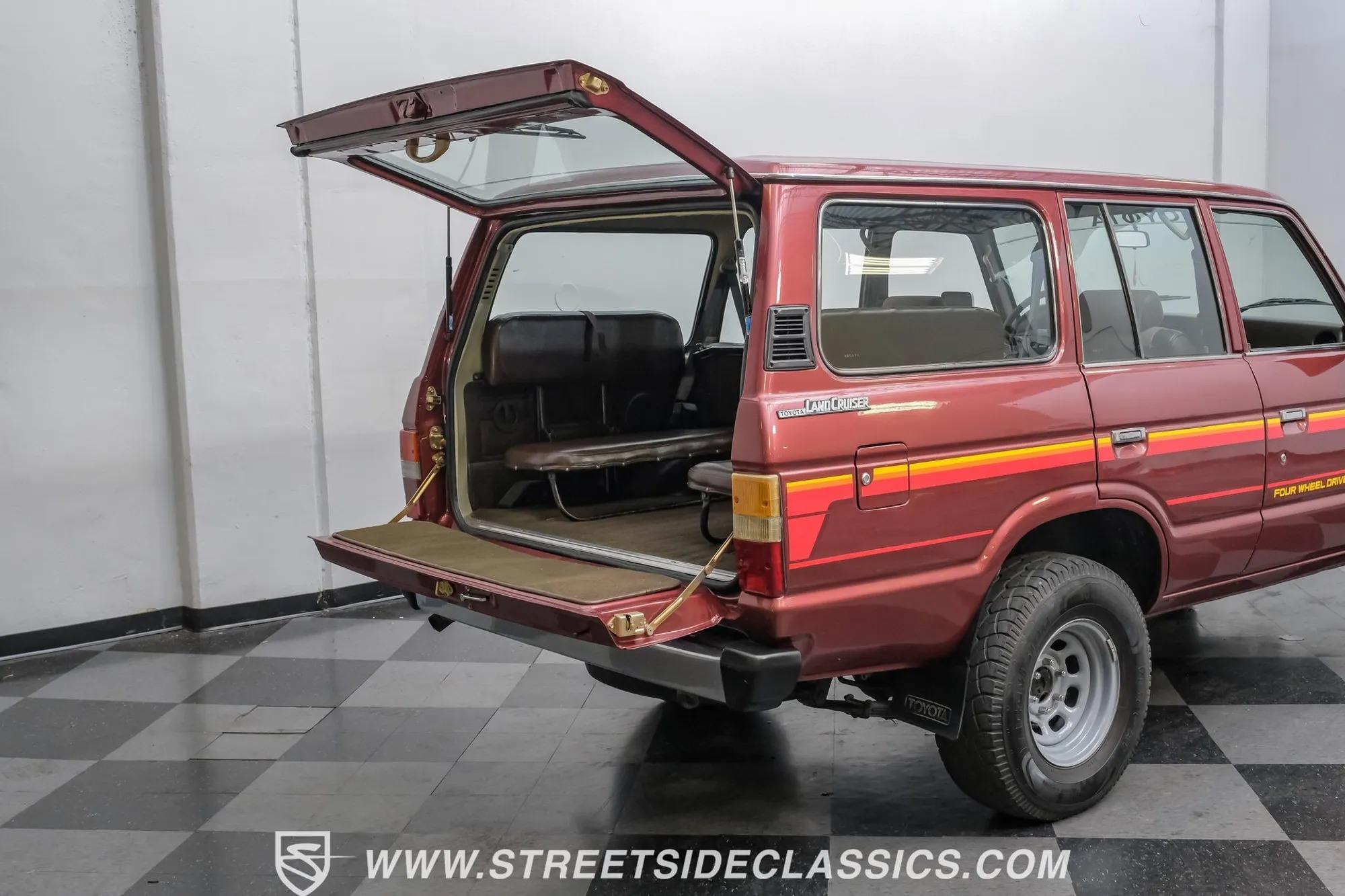 1988 Toyota Land Cruiser FJ62