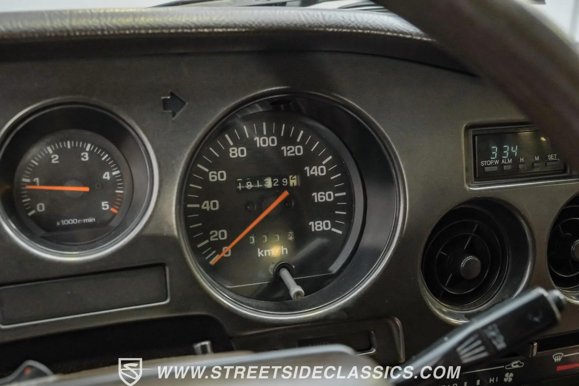 1988 Toyota Land Cruiser FJ62