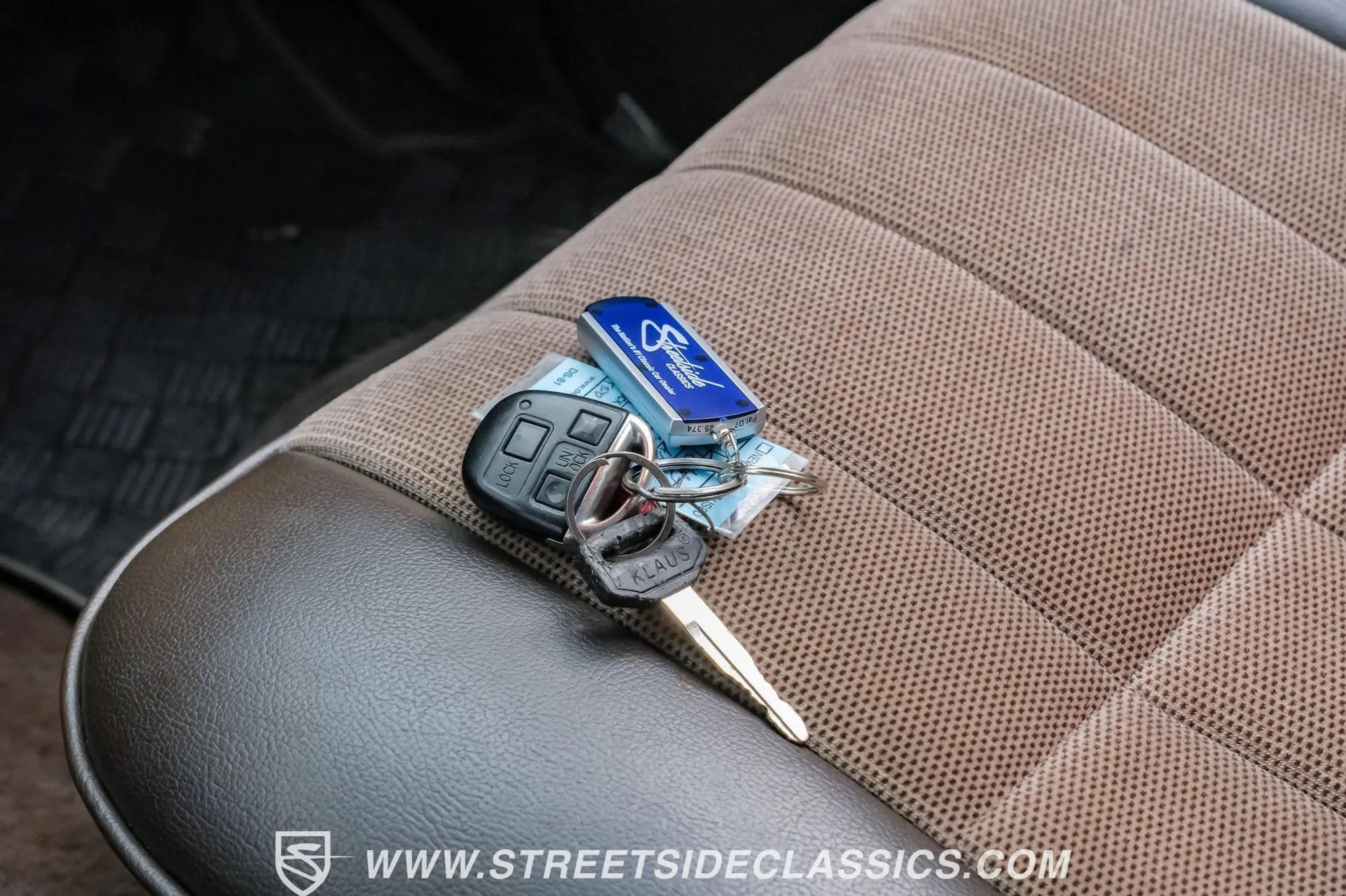 1988 Toyota Land Cruiser FJ62