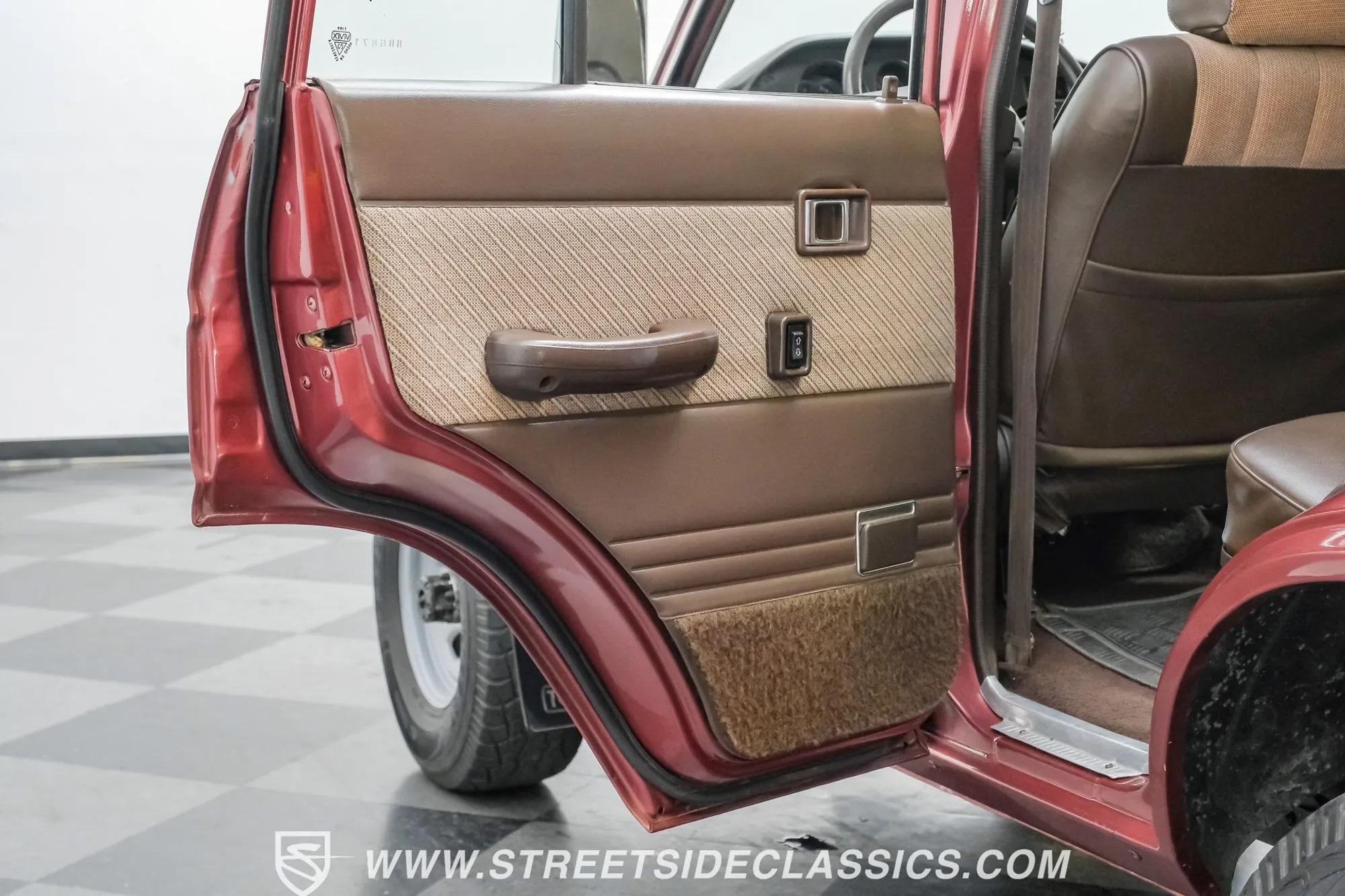 1988 Toyota Land Cruiser FJ62