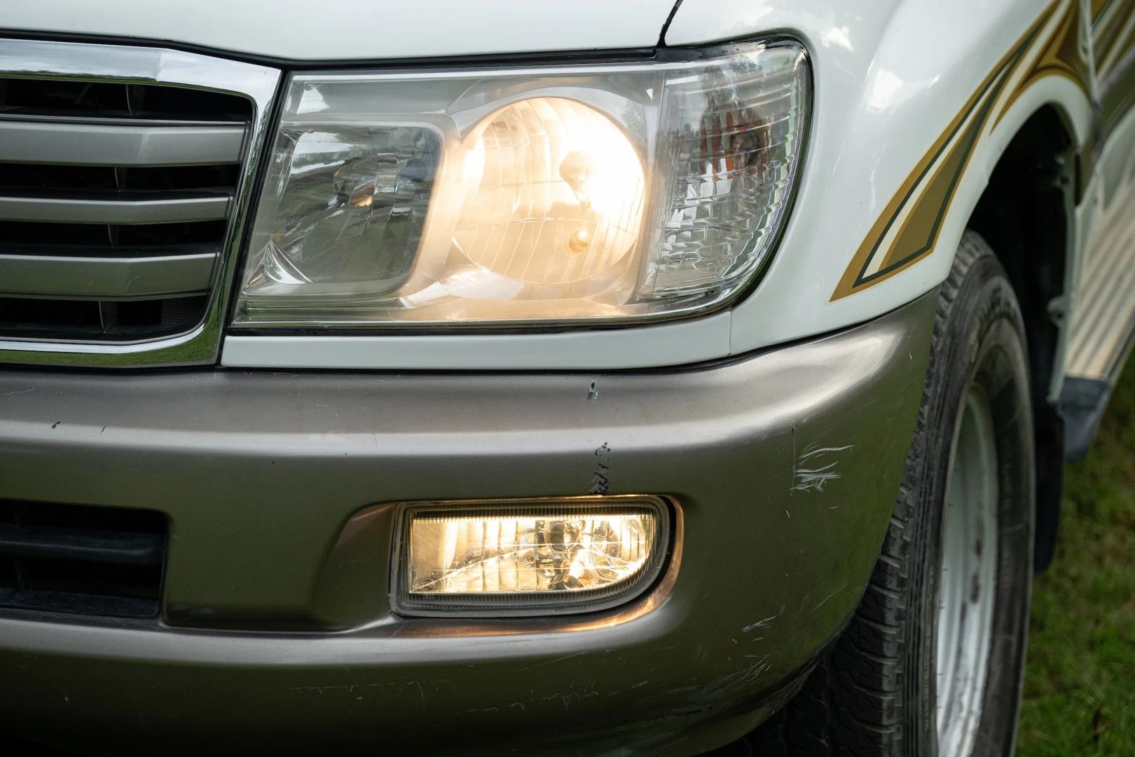 2000 Toyota Land Cruiser HZJ105