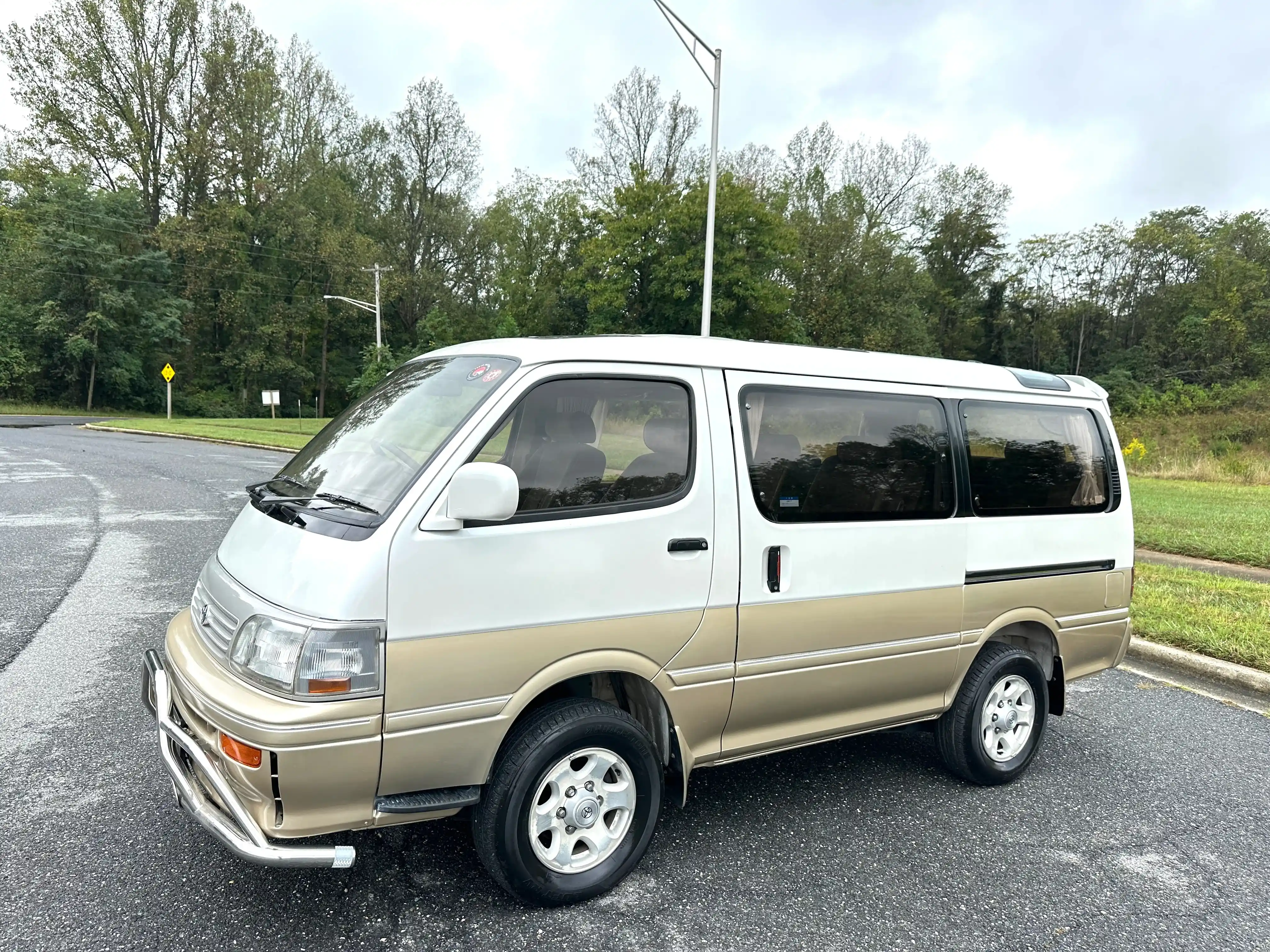 1993 Toyota HiAce Super Custom Limited