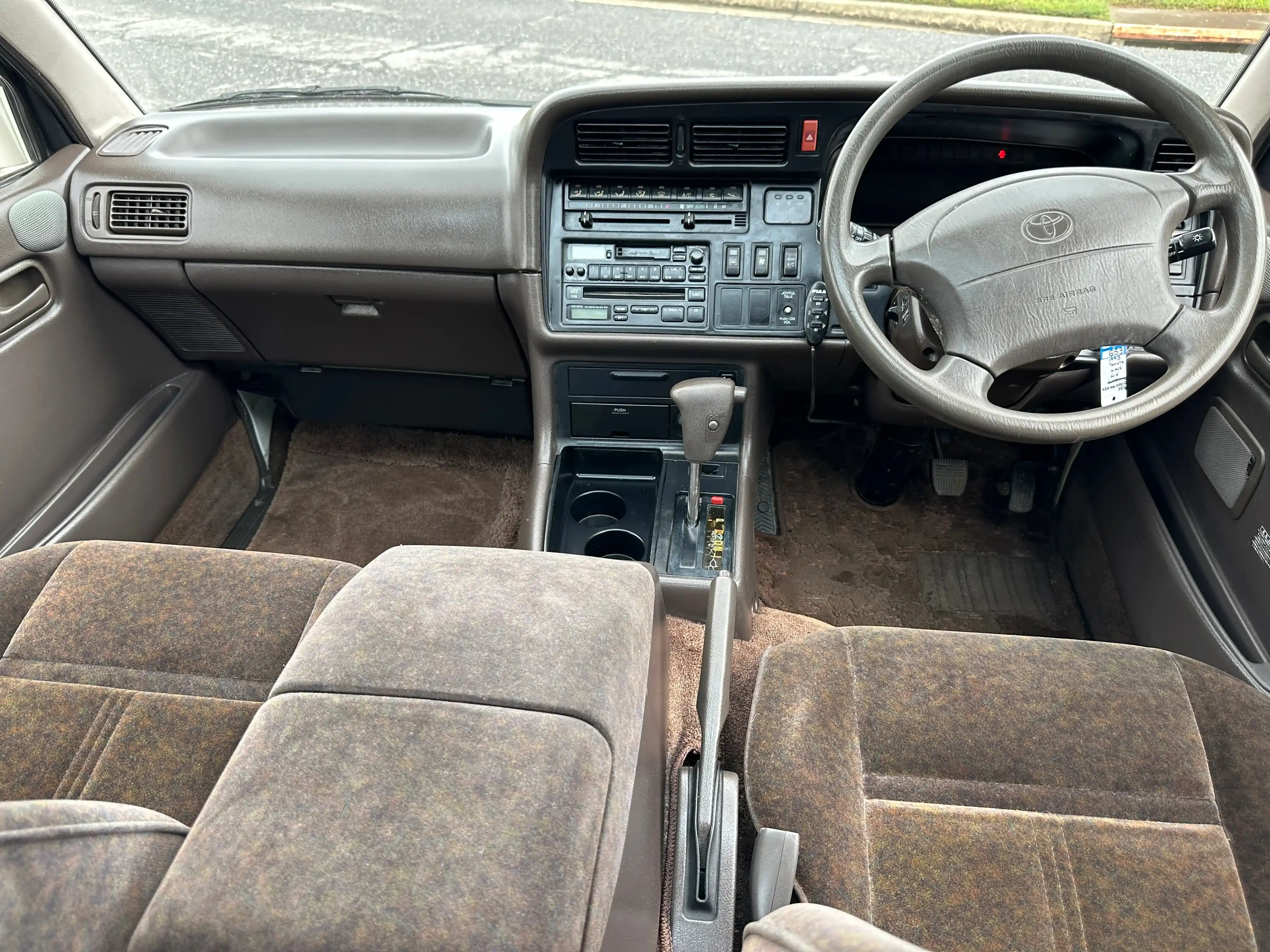1993 Toyota HiAce Super Custom Limited